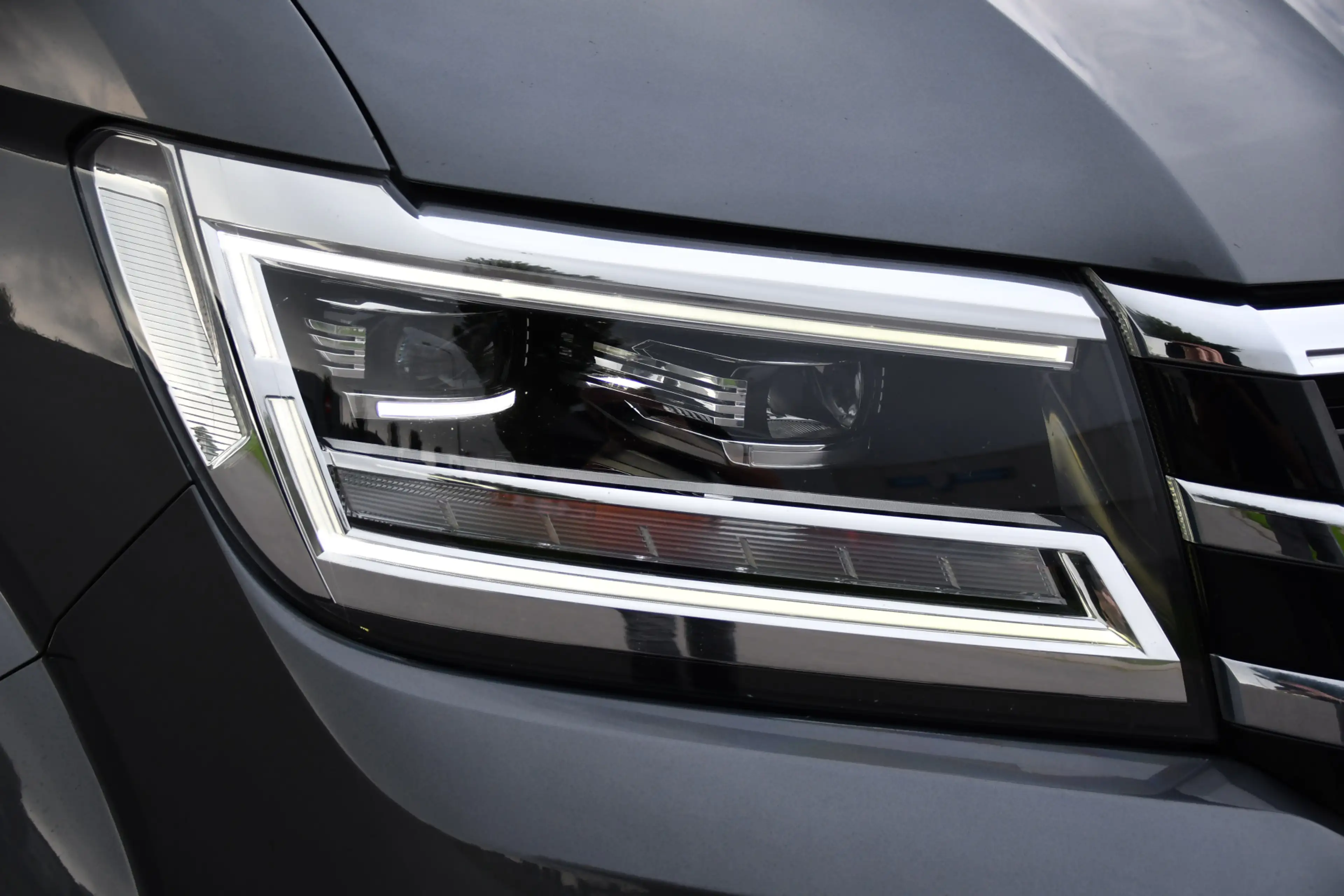 Volkswagen Crafter 35 2.0 TDI L3H3 Highline Cruise, Carplay, LED, Aut — photo 23