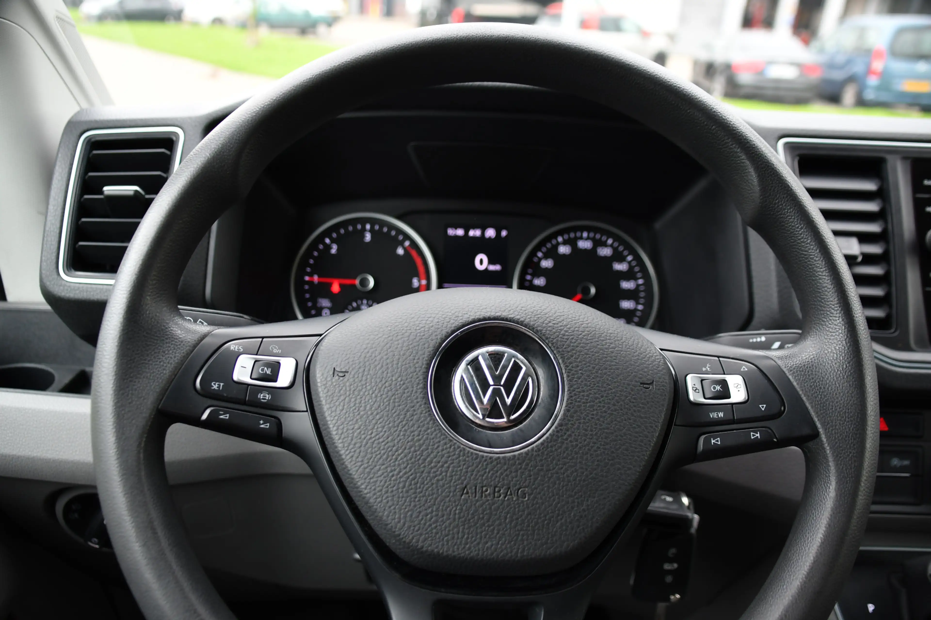Volkswagen Crafter 35 2.0 TDI L3H3 Highline Cruise, Carplay, LED, Aut — photo 13