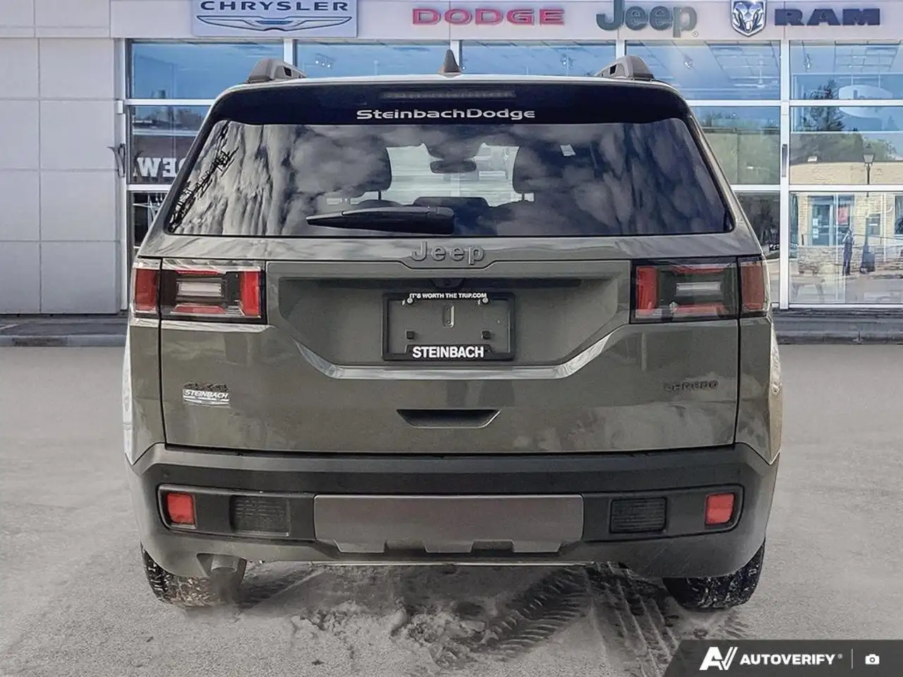 Jeep Cherokee снимка Jeep Cherokee