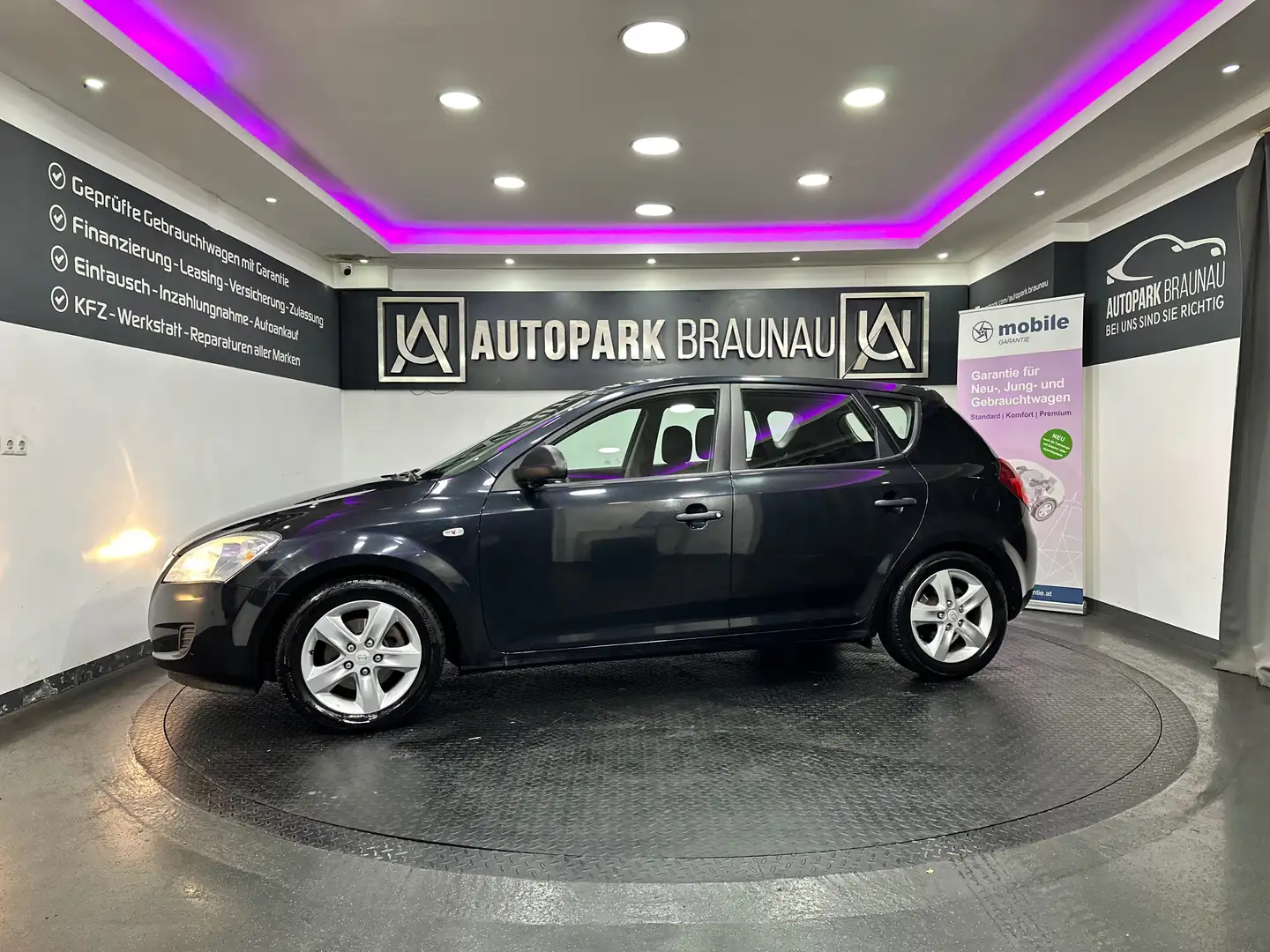 Kia Ceed / cee'd 1,6 CRDI *KLIMA* Nero - 2