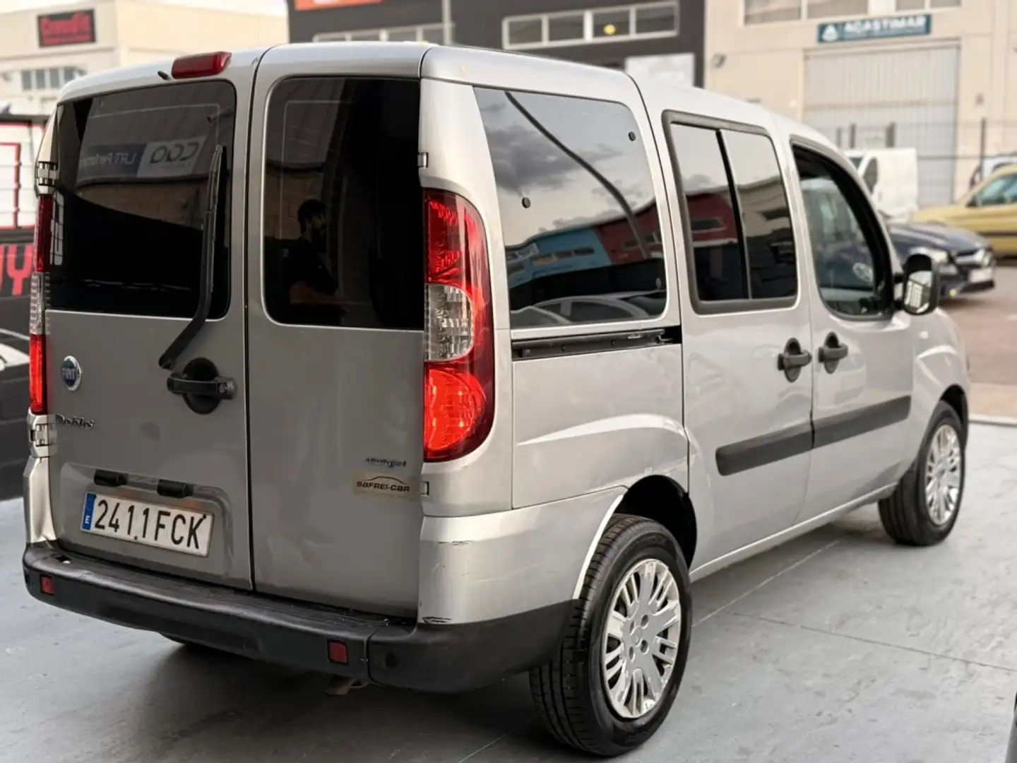 Fiat Dobló Combi 1.9Mjt Active - 2