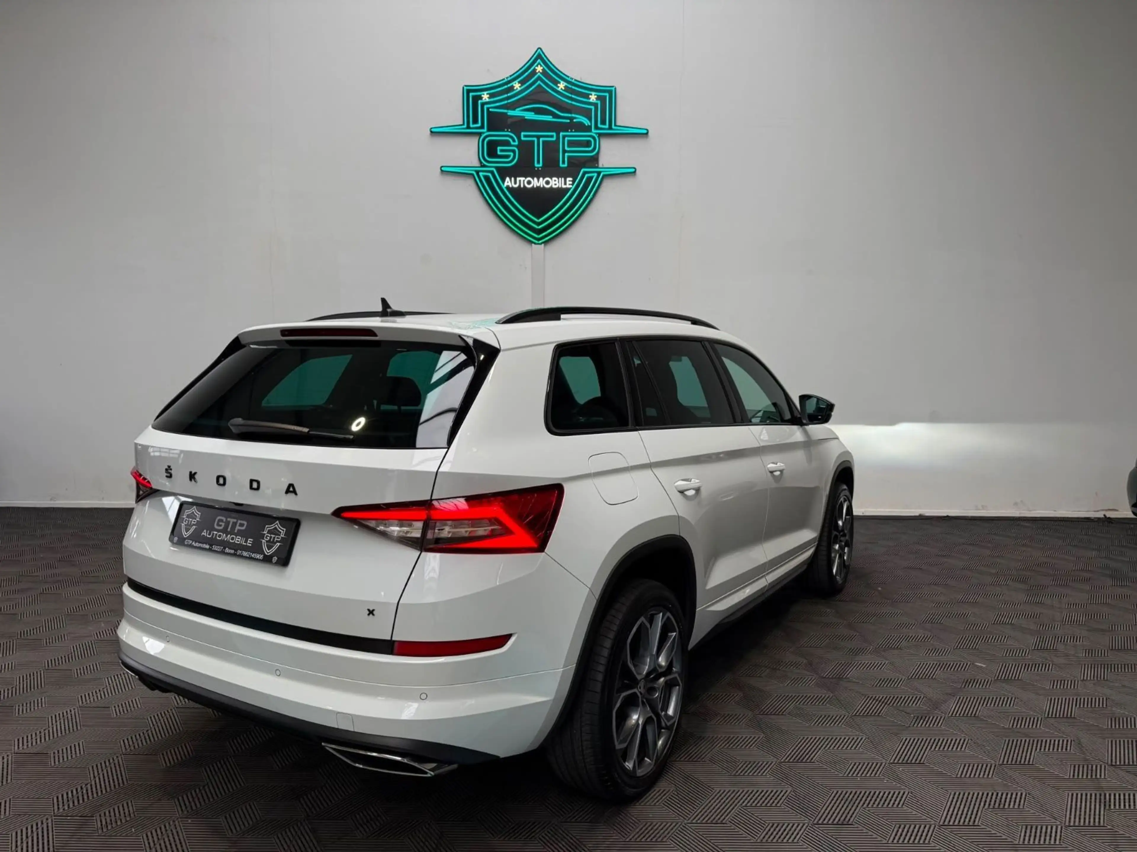 Skoda Kodiaq RS 4x4 *Memory*Stand-HZ*360°*SHZ*HUD* — photo 4