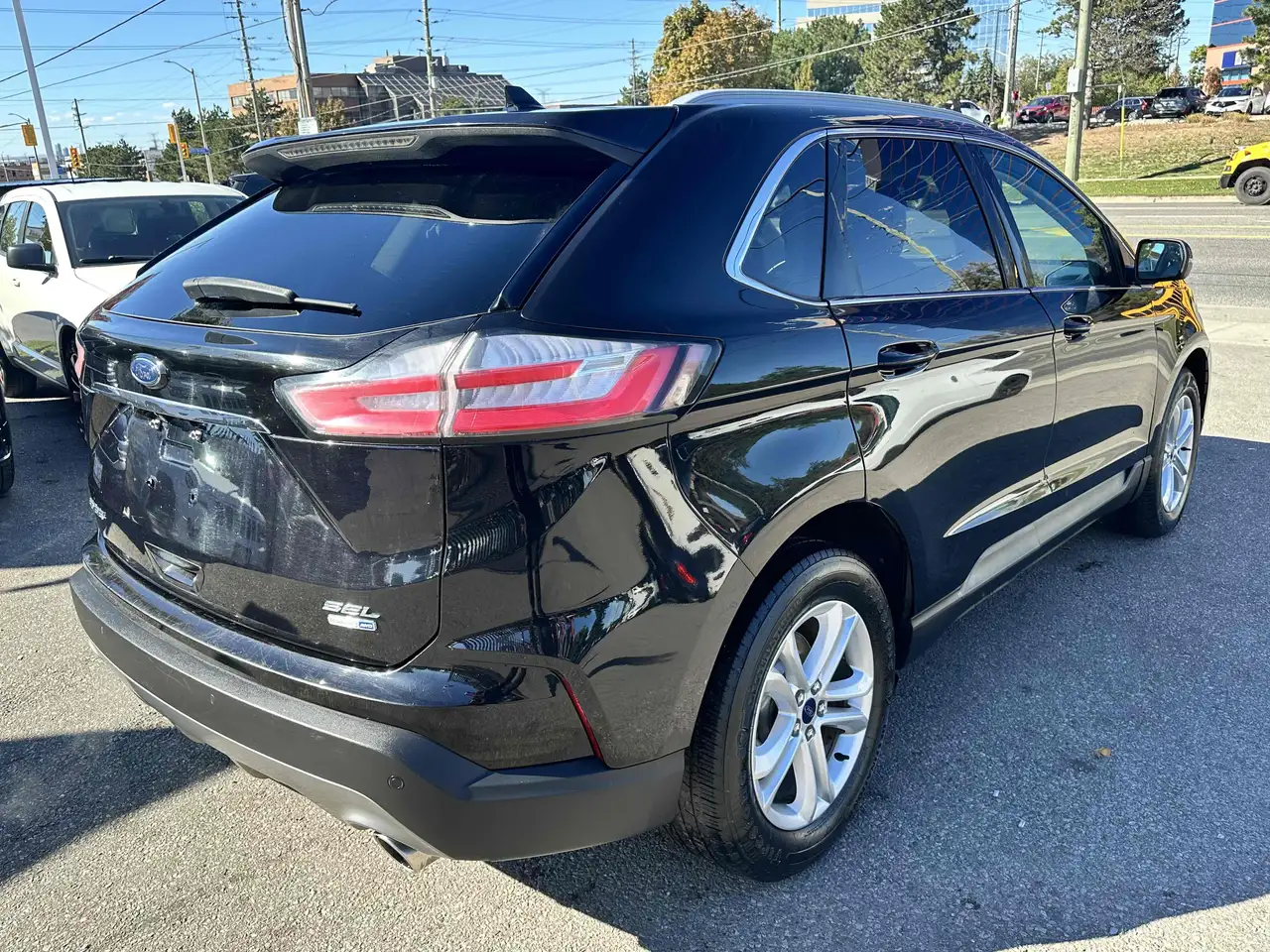 Ford Edge снимка Ford Edge