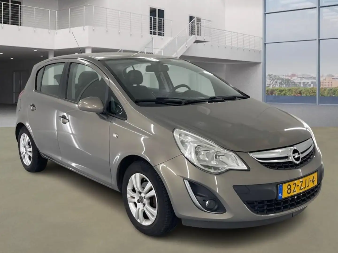 Opel Corsa 1.2-16V Rhythm 50.650 km + NAP 2e Eig. NL - 2