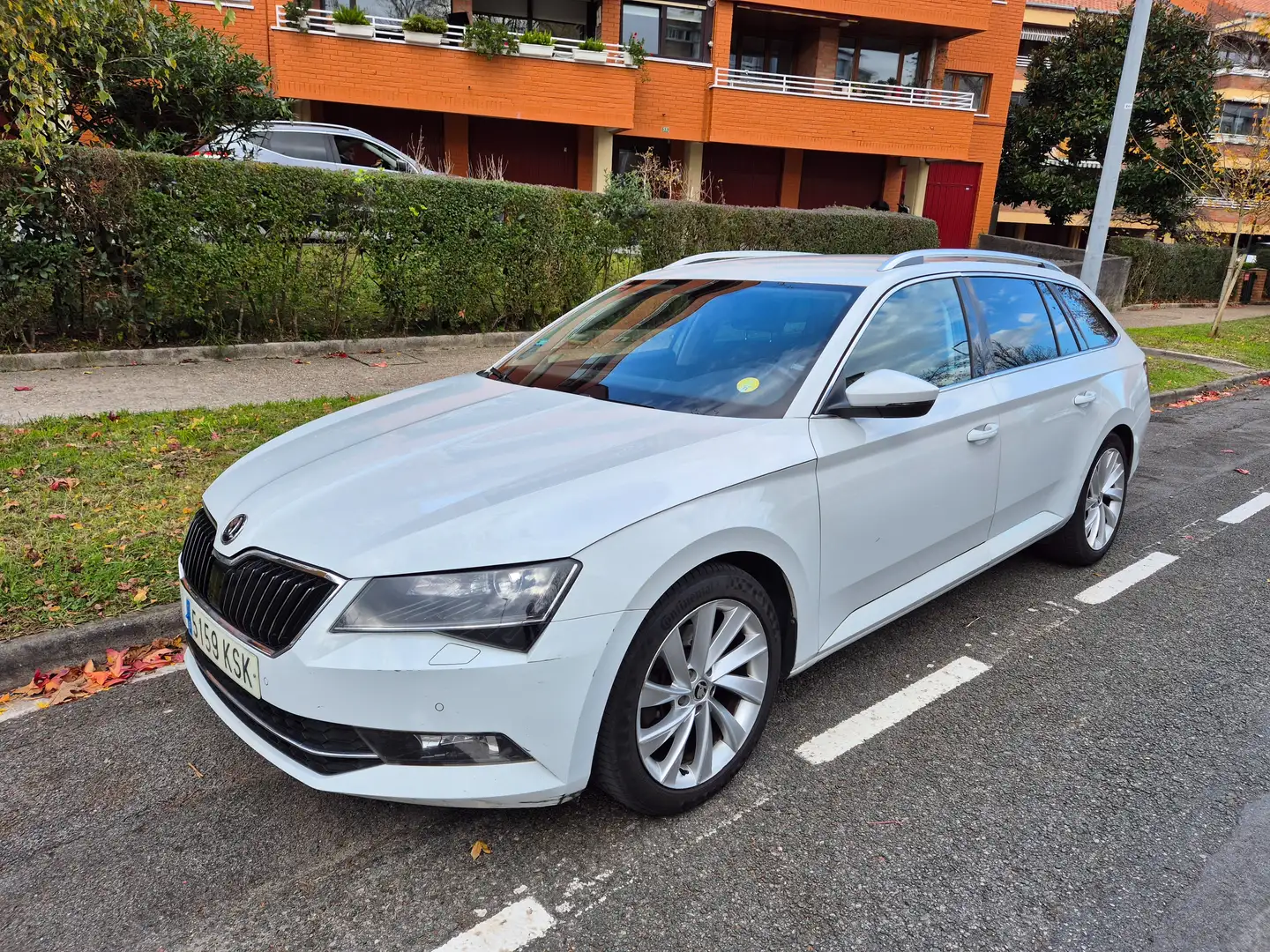 Skoda Superb Superb Combi 2.0TDI AdBlue Active 110kW Active Blanco - 1