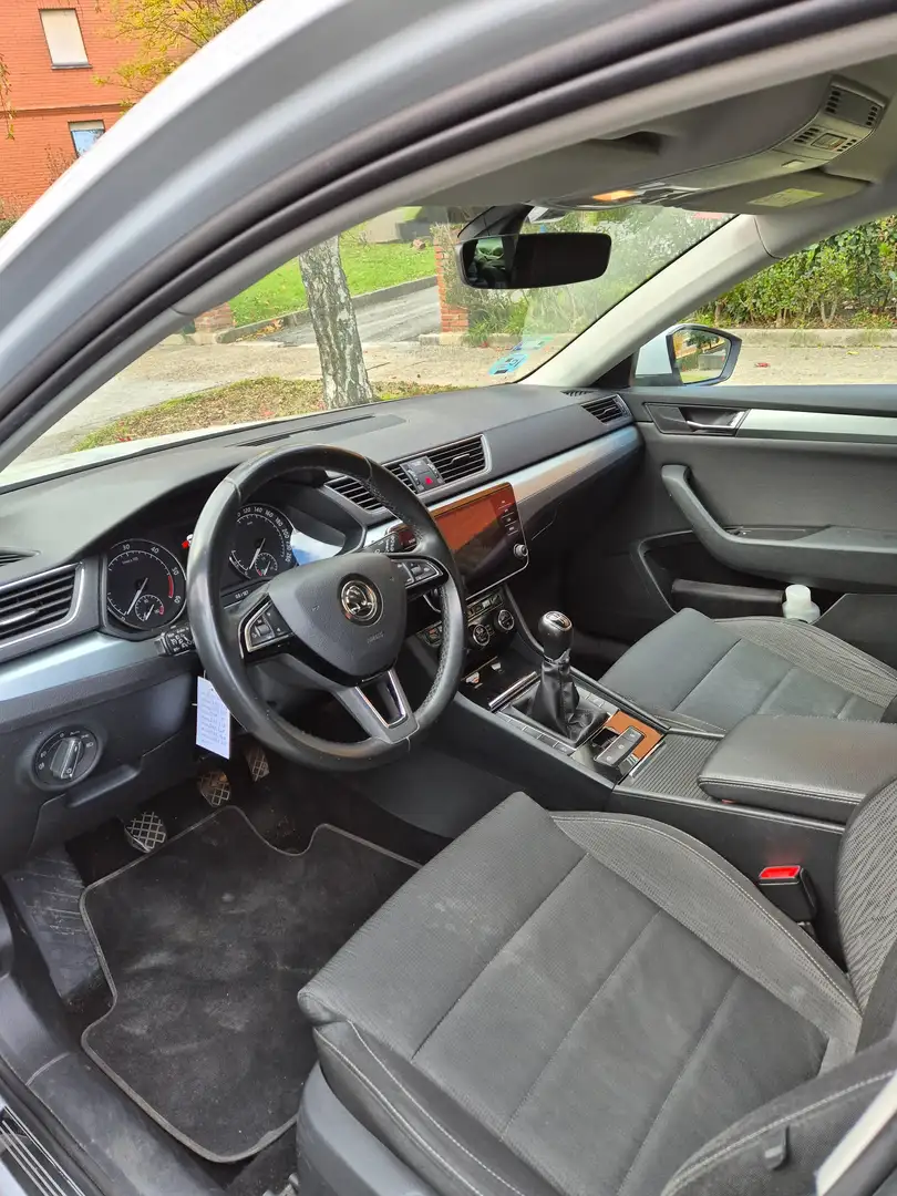 Skoda Superb Superb Combi 2.0TDI AdBlue Active 110kW Active Blanco - 2