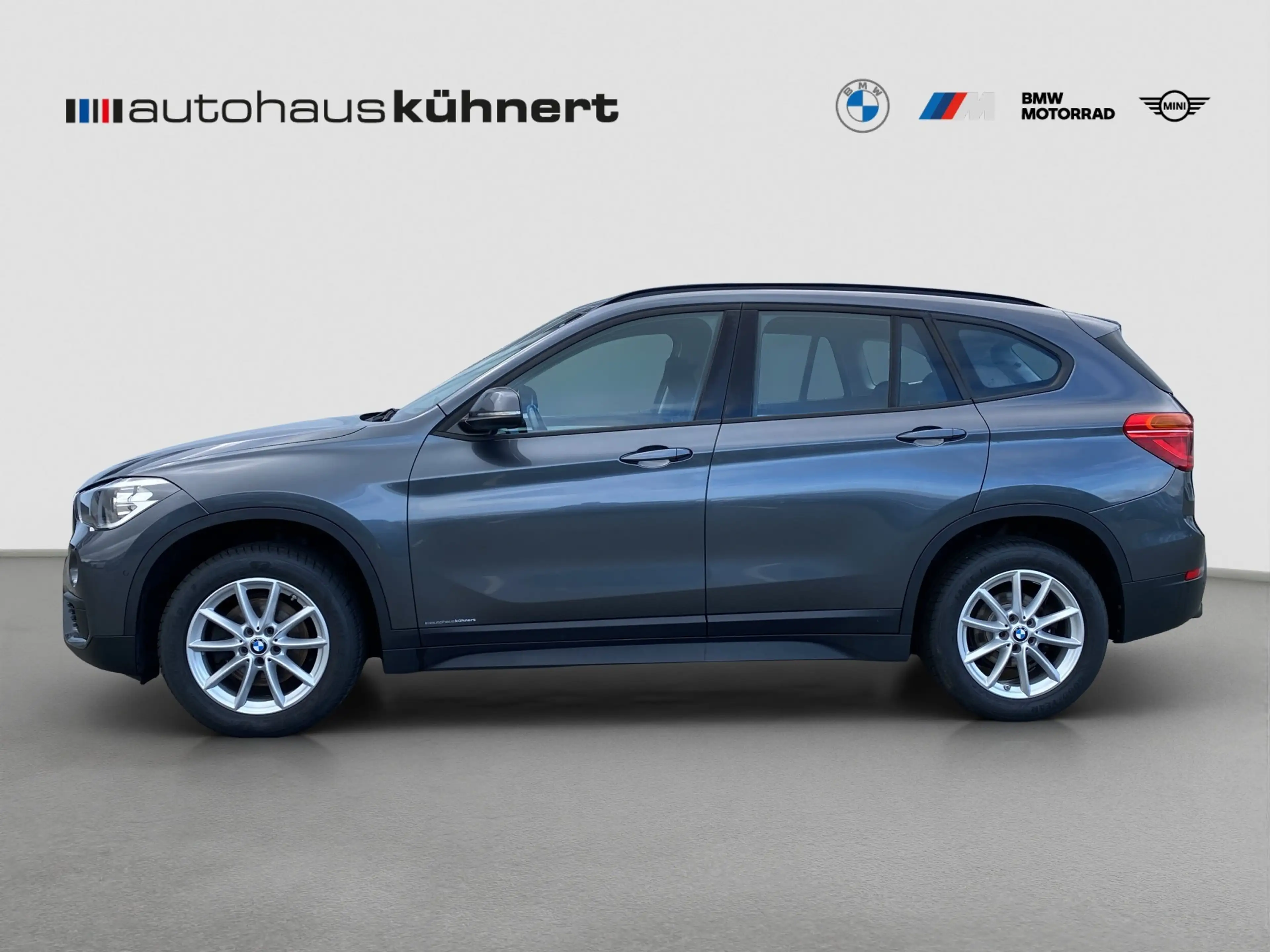 BMW X1 sDrive 18i AHK Nav PDC +nur an Händler/Export+ — photo 4