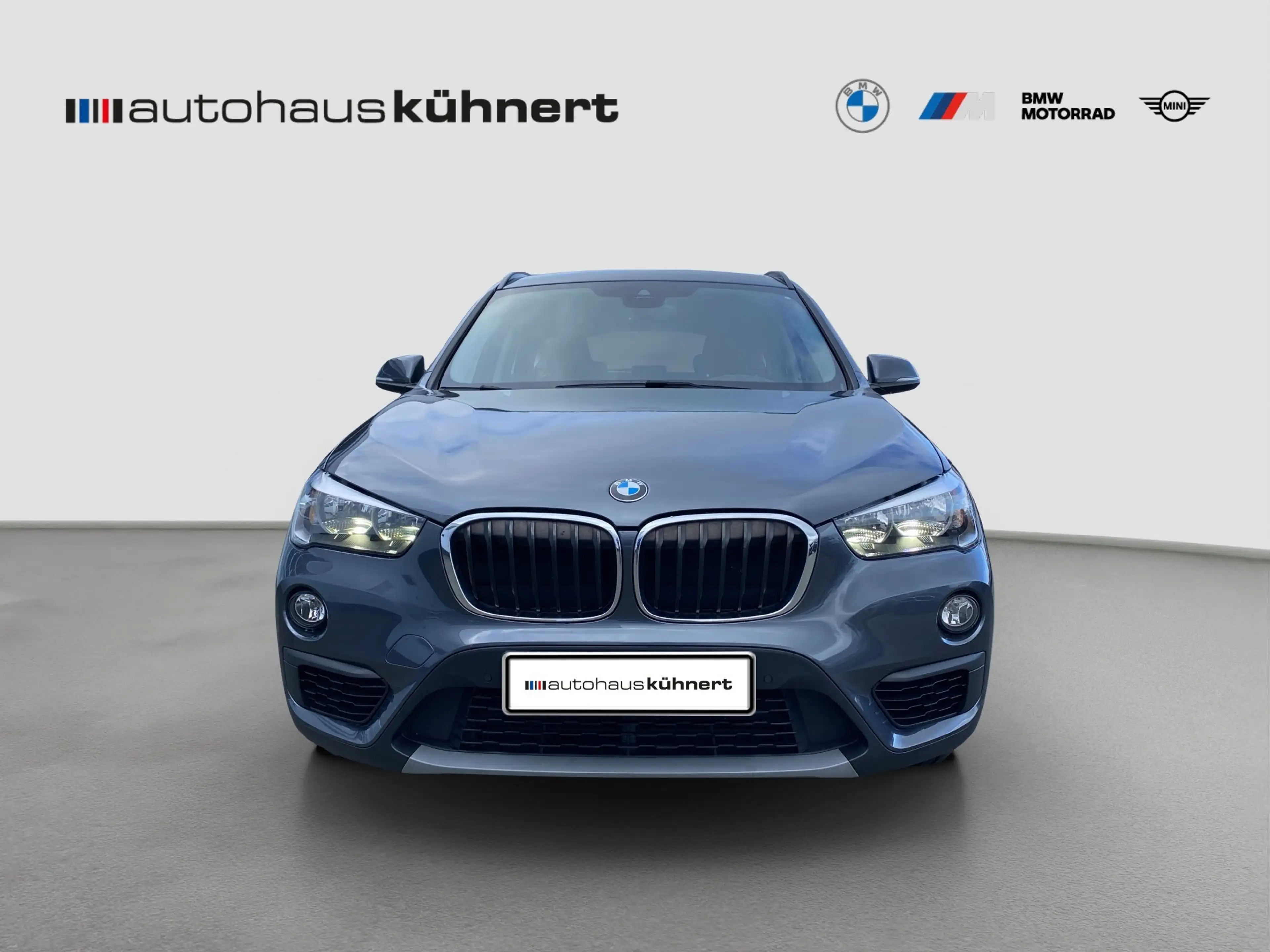BMW X1 sDrive 18i AHK Nav PDC +nur an Händler/Export+ — photo 3