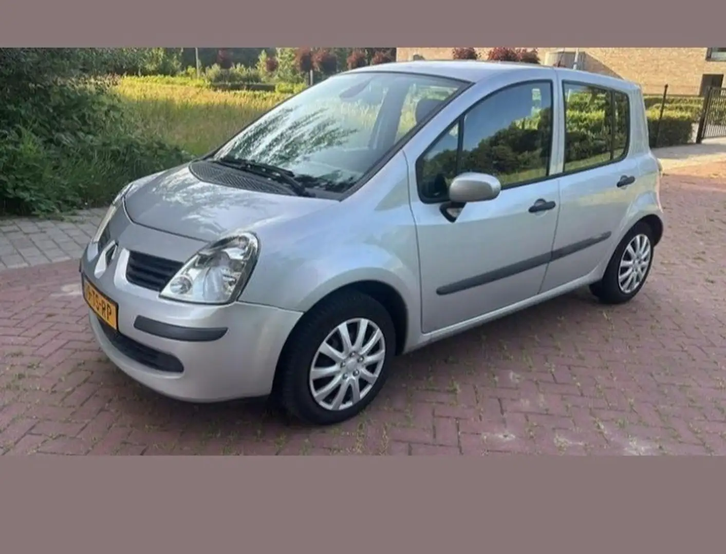 Renault Modus 1.6-16V Air Grijs - 1