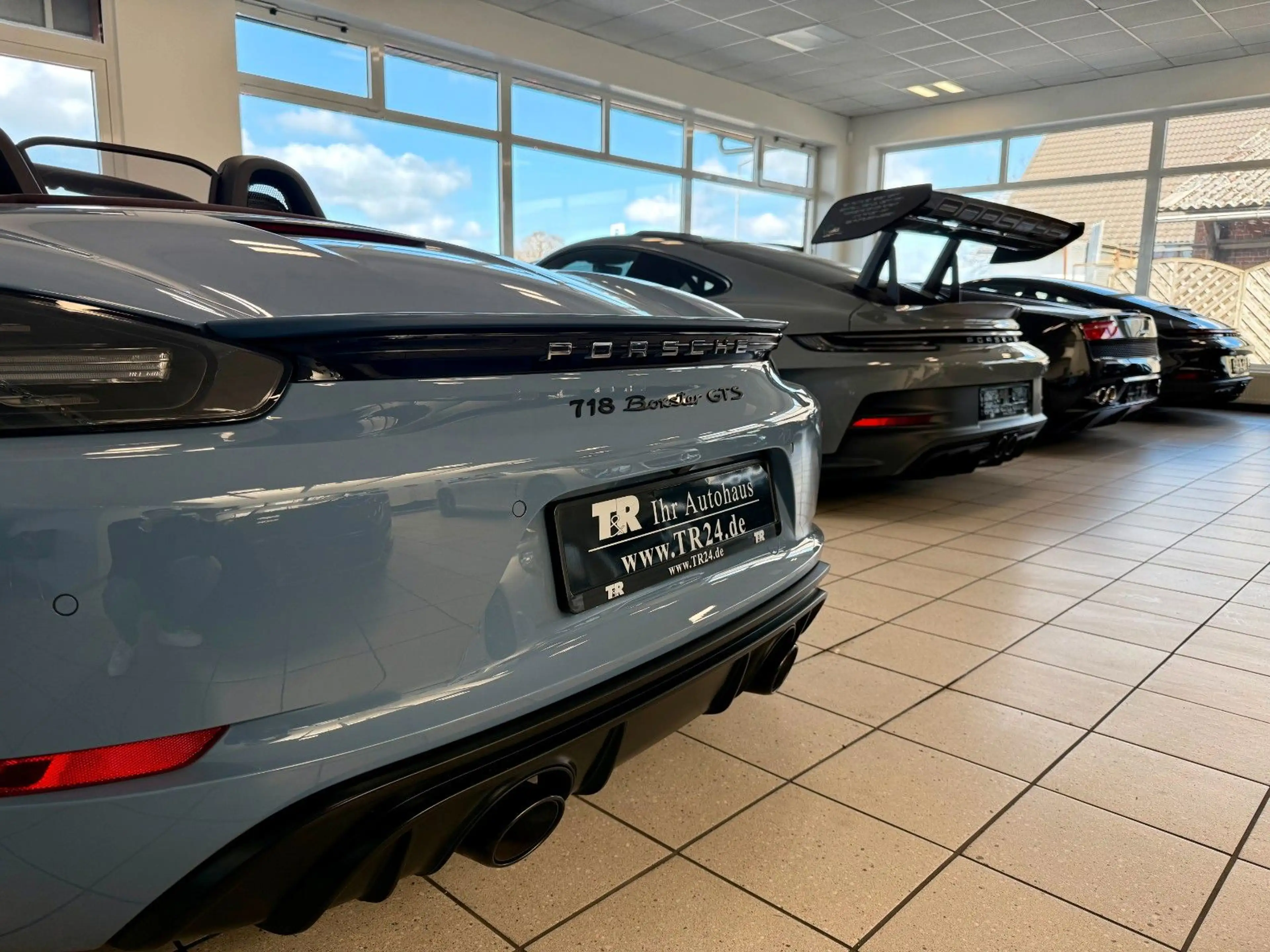 Porsche Boxster 718 Boxster GTS 4.0 PDK PTS-Farbe / BOSE /Kamera — photo 8