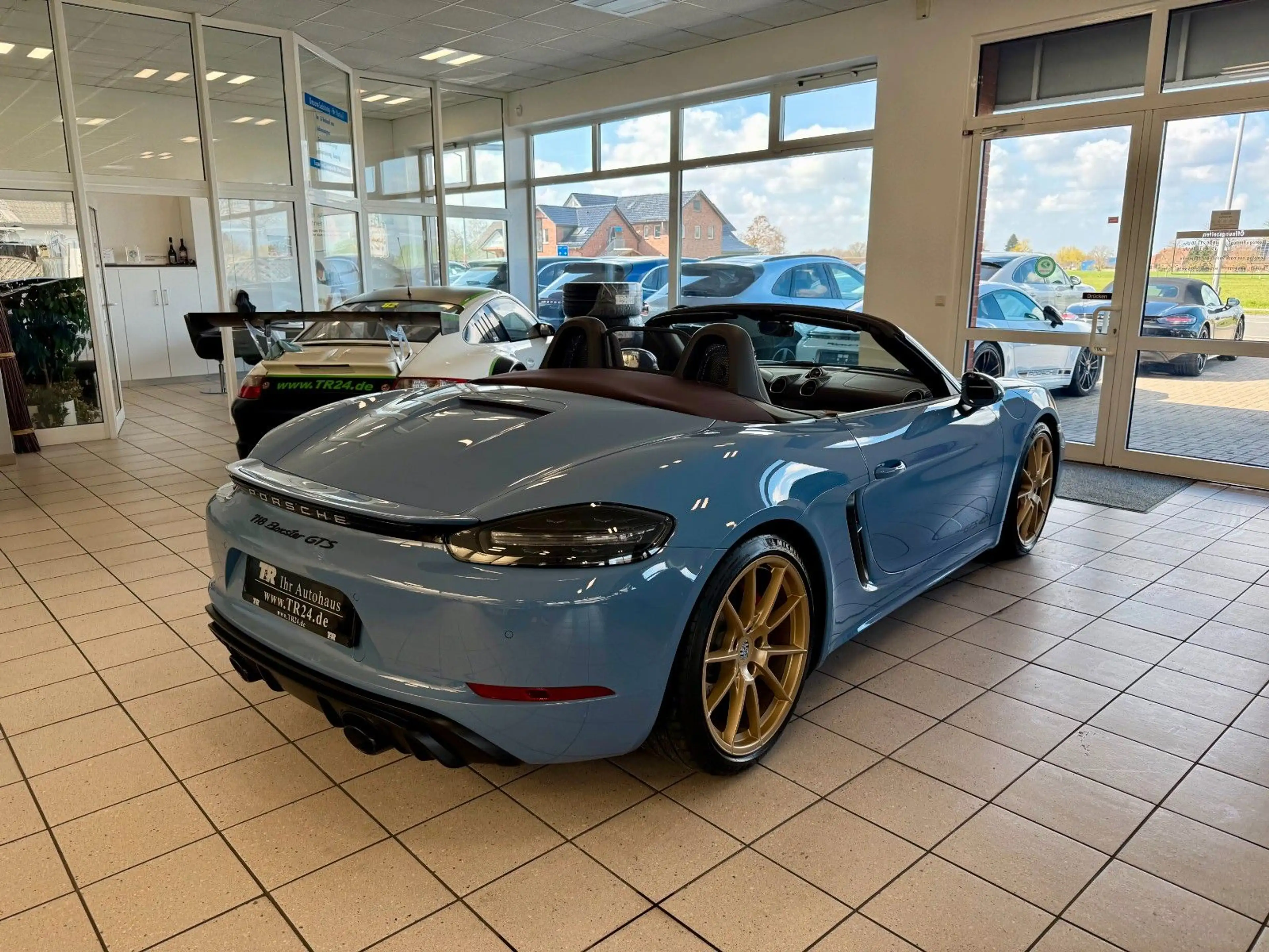 Porsche Boxster 718 Boxster GTS 4.0 PDK PTS-Farbe / BOSE /Kamera — photo 7