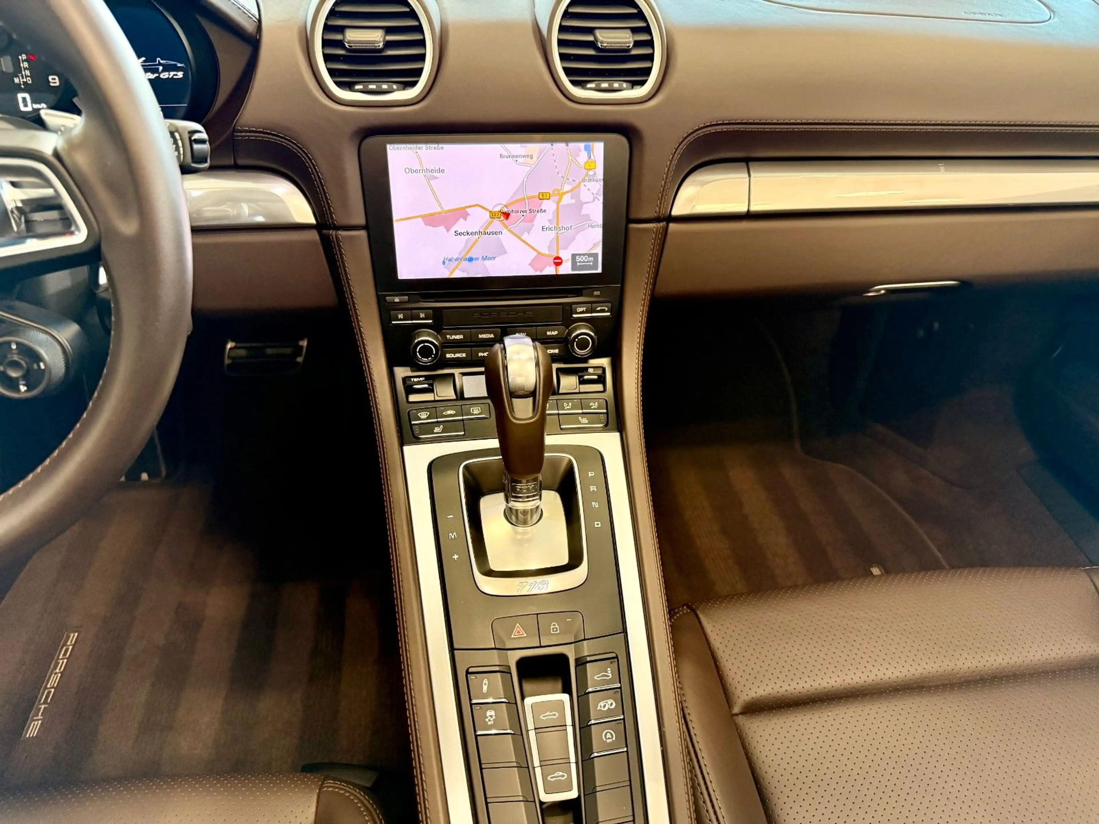 Porsche Boxster 718 Boxster GTS 4.0 PDK PTS-Farbe / BOSE /Kamera — photo 15