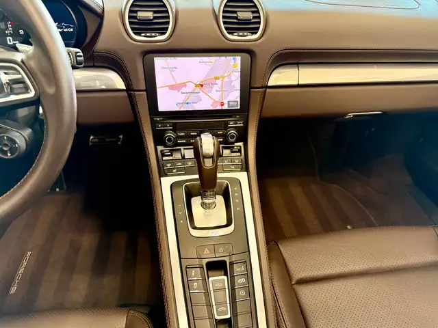 Porsche Boxster view 15