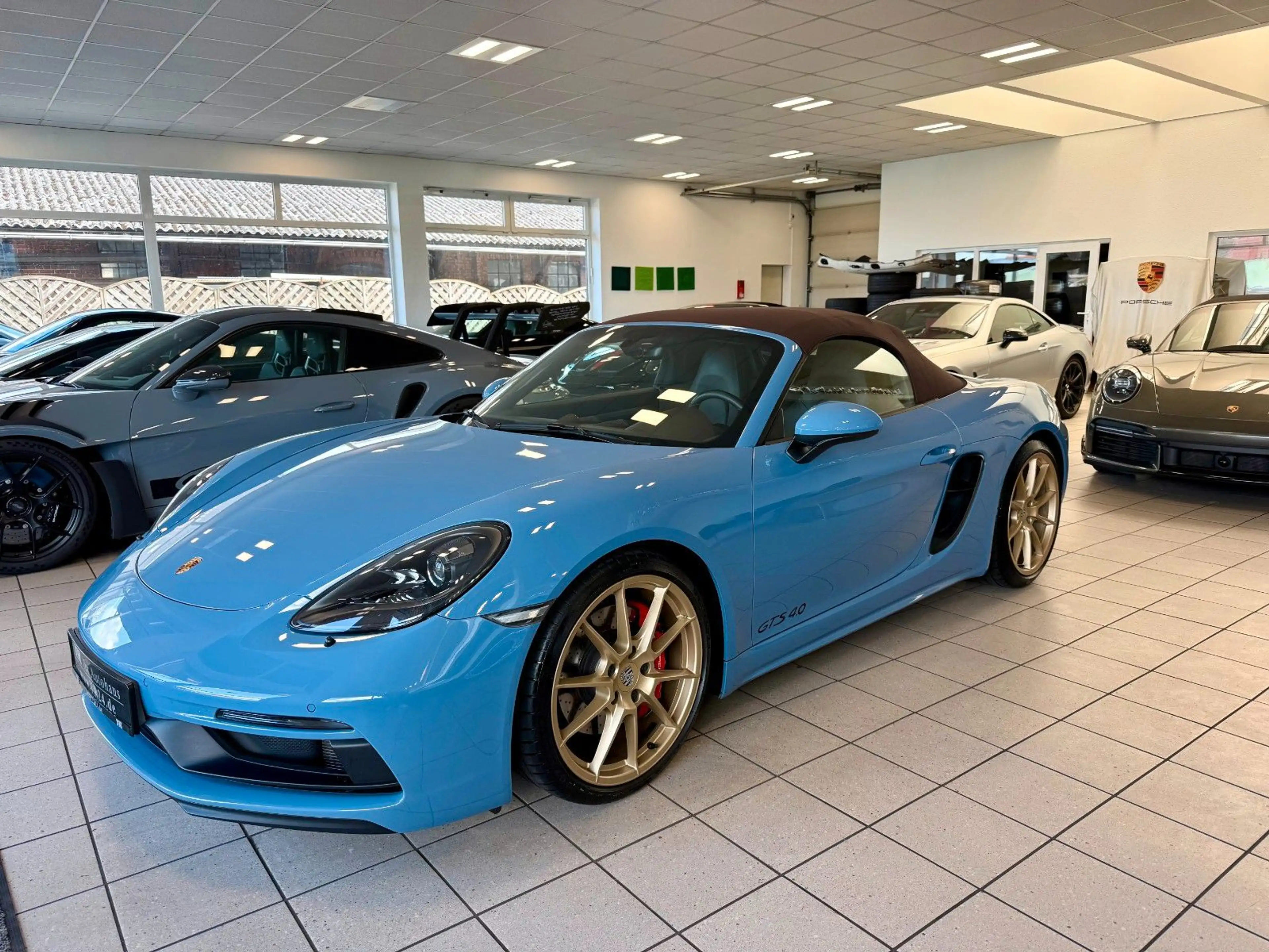 Porsche Boxster 718 Boxster GTS 4.0 PDK PTS-Farbe / BOSE /Kamera — photo 4