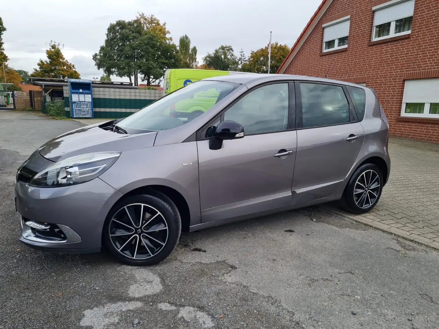 Renault Scenic Bose,HU/AU 04.2026,Keyless-go,Inkl.1 Jahr Garantie Gris - 1