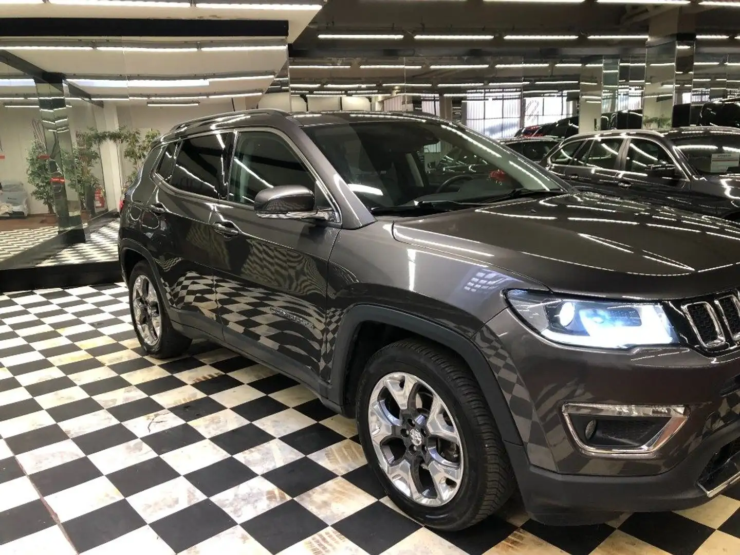 Jeep Compass 1.6 Multijet II 2WD Limited Gris - 2