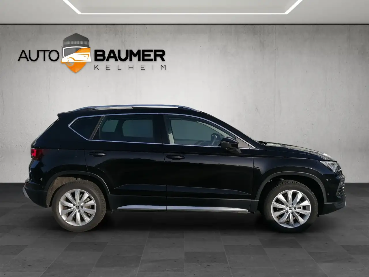 SEAT Ateca 1.5 TSI Xperience DSG GJR NAVI FULL elHK 4