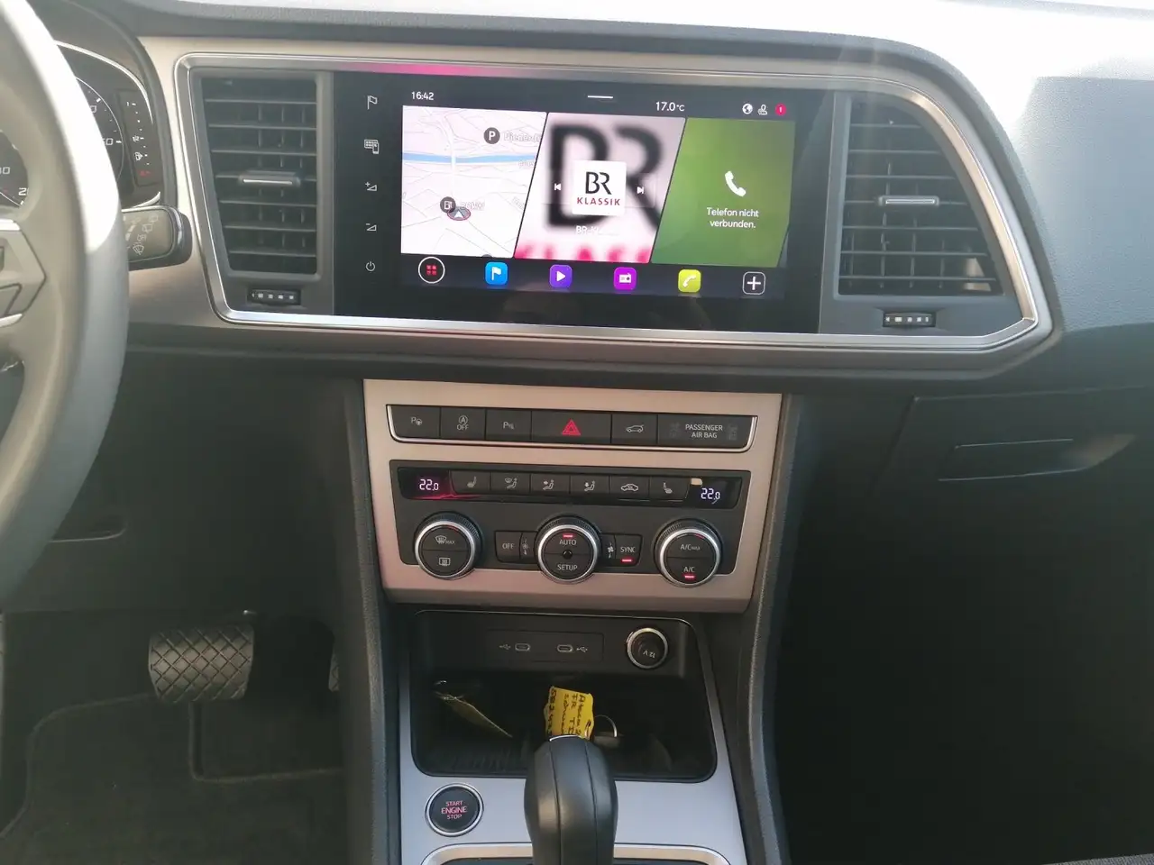 SEAT Ateca 1.5 TSI Xperience DSG GJR NAVI FULL elHK 15