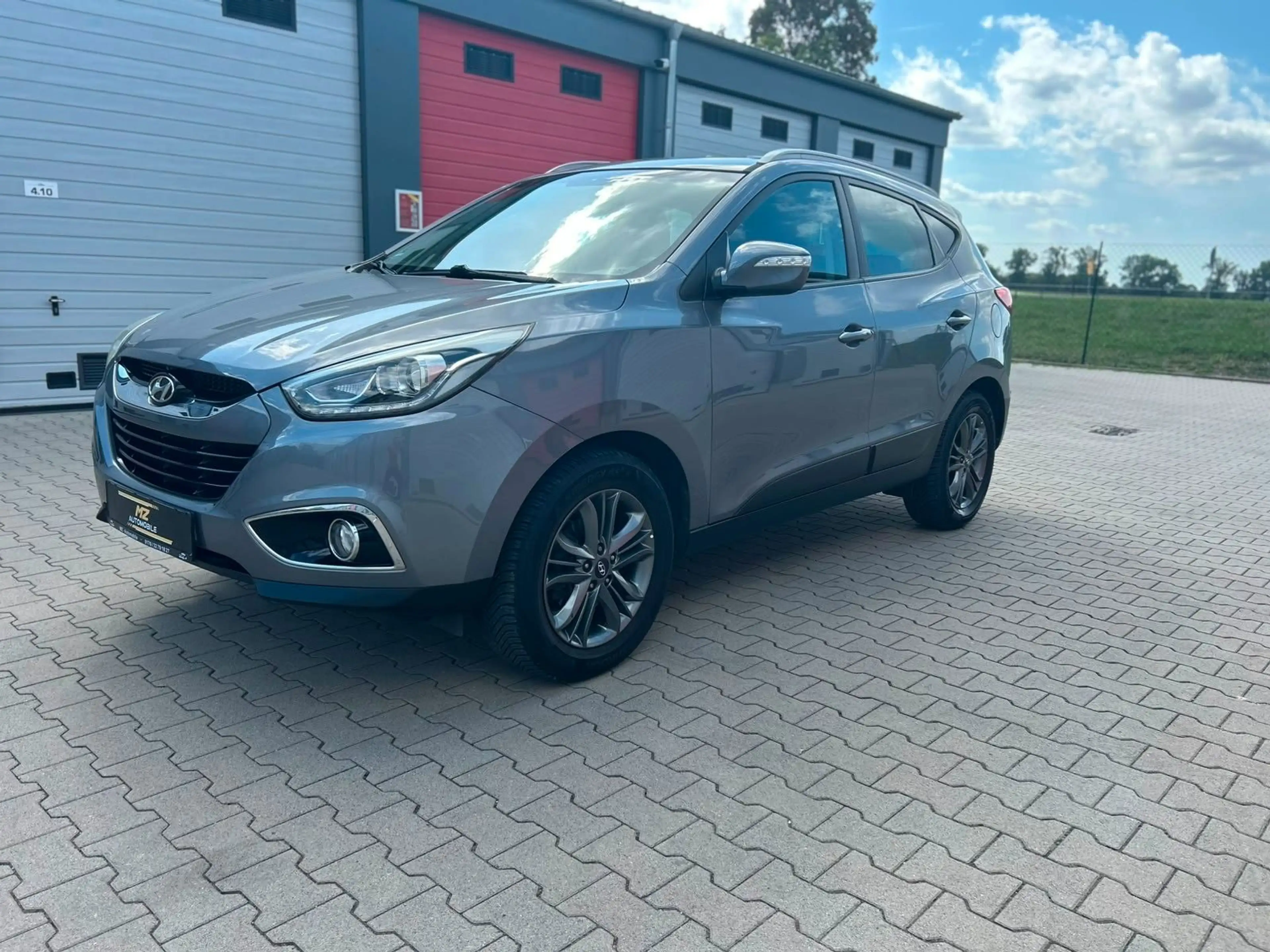 Hyundai iX35 FIFA World Cup Edition 2WD 1,6B,135PS,Navi — photo 14