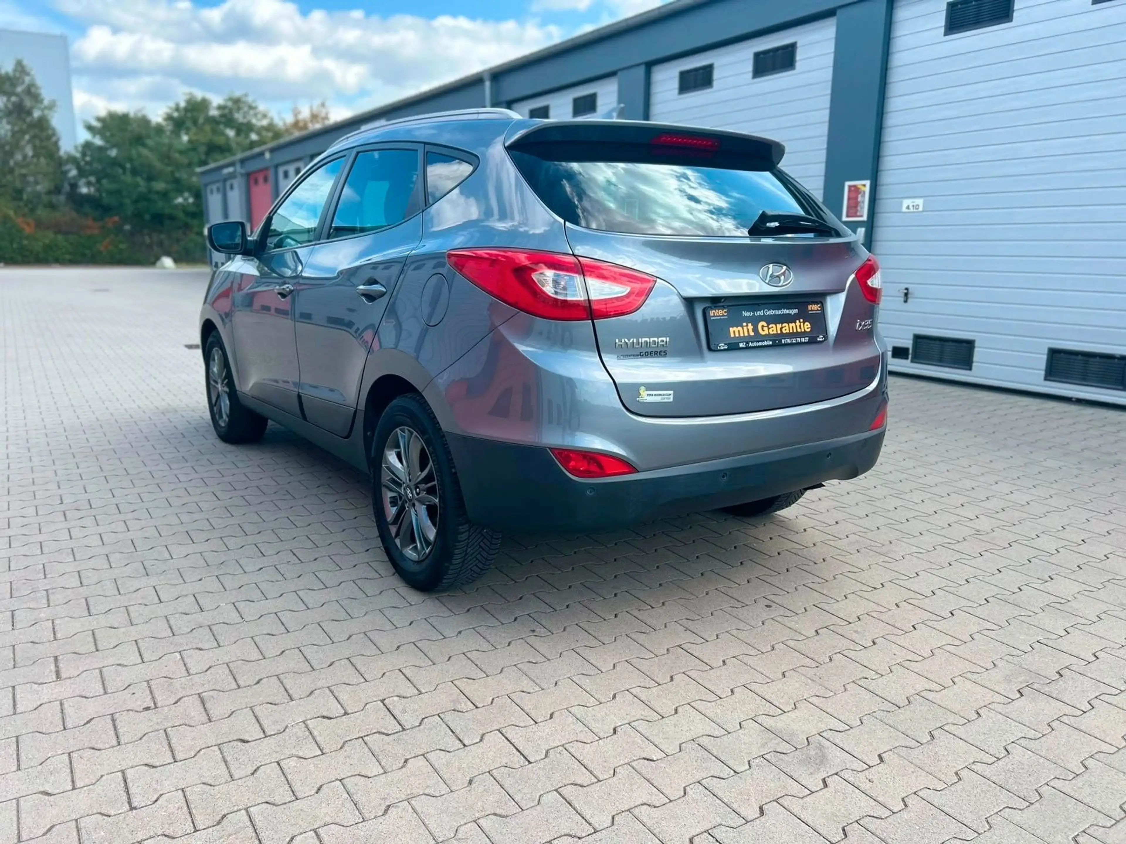 Hyundai iX35 FIFA World Cup Edition 2WD 1,6B,135PS,Navi — photo 11