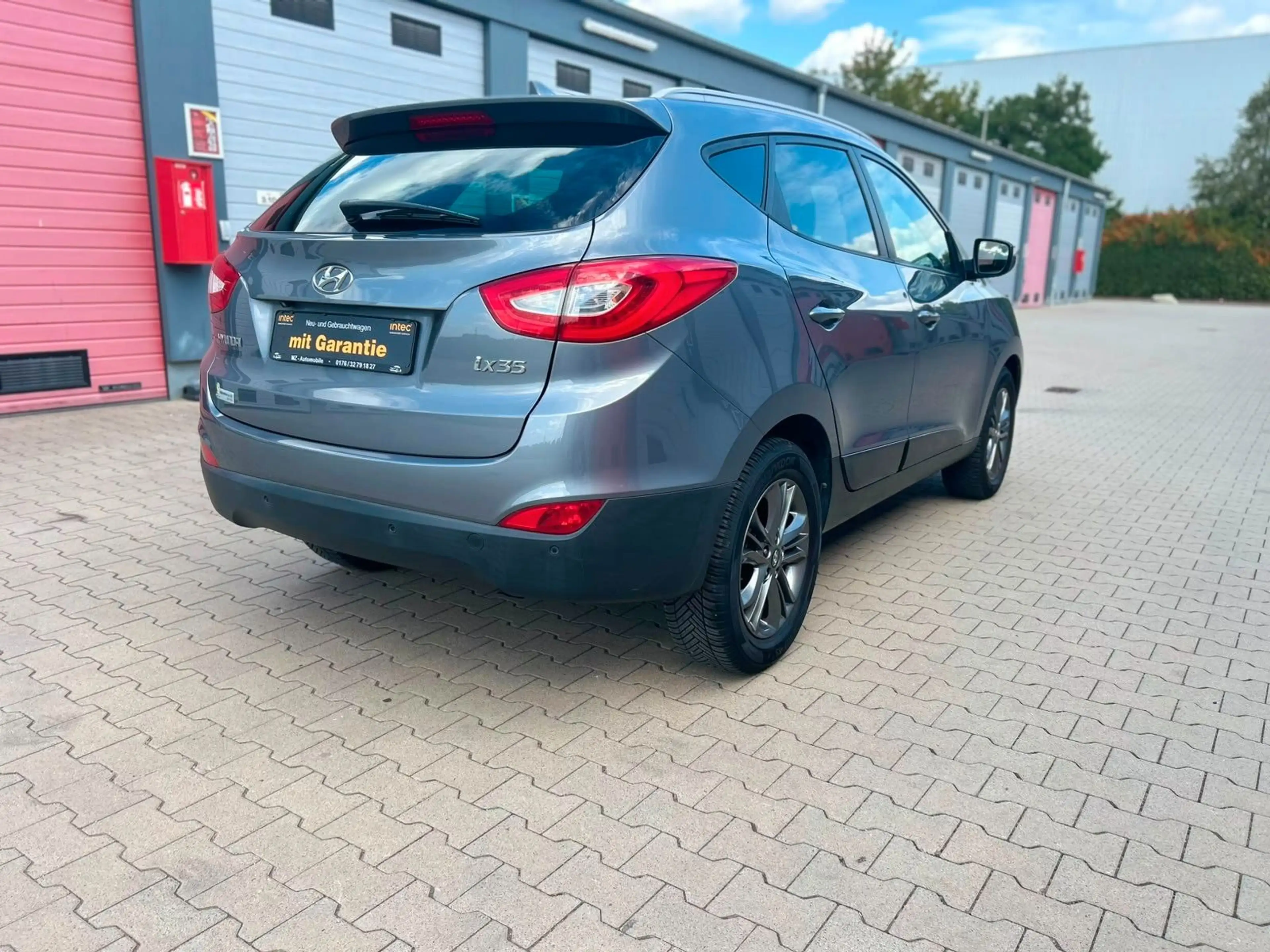 Hyundai iX35 FIFA World Cup Edition 2WD 1,6B,135PS,Navi — photo 8