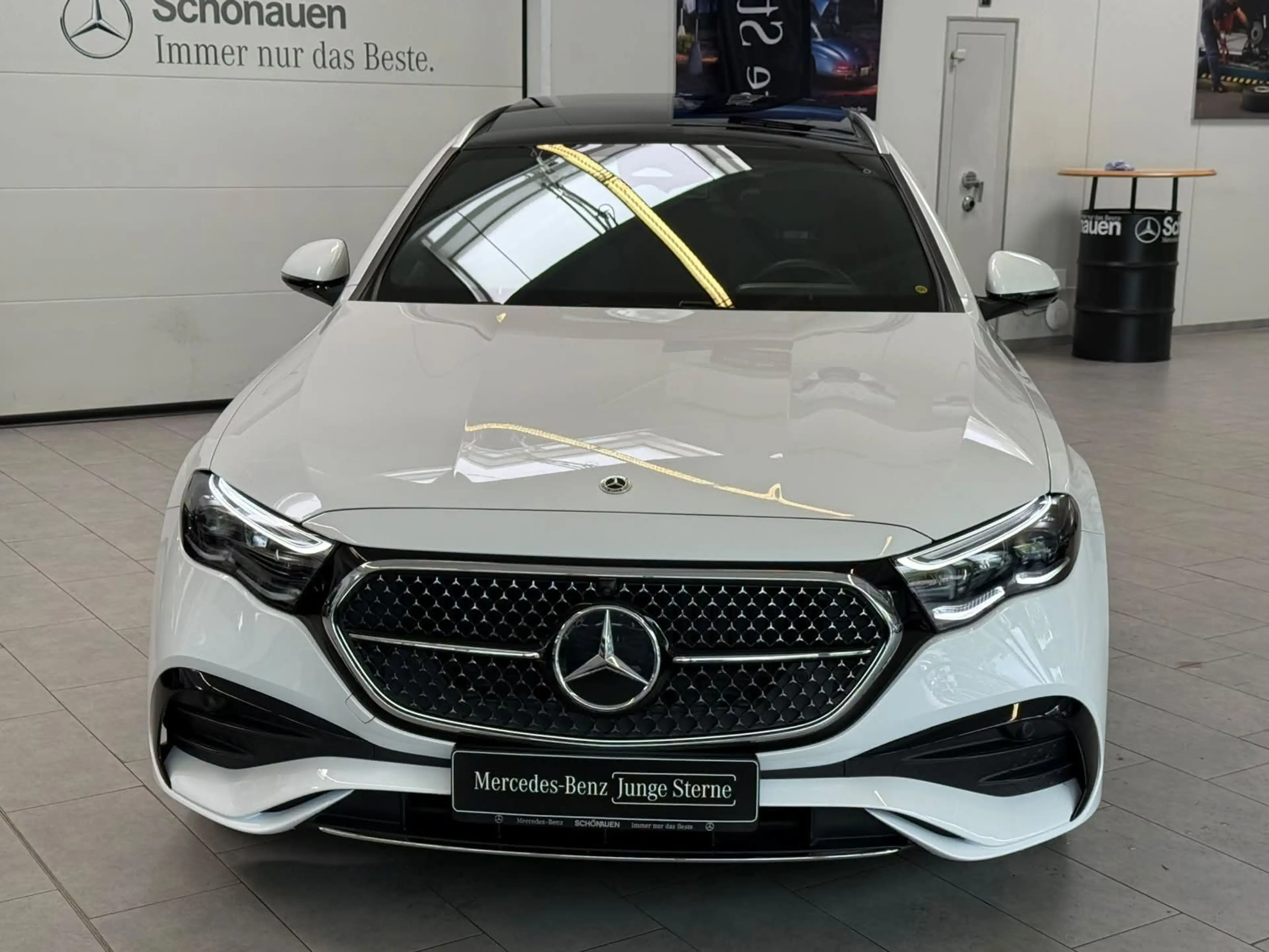 Mercedes-Benz E 450 E450d 4M T AMG PREM.PLUS+AIR+BURM+DLIGHT+AHK+21" — photo 2