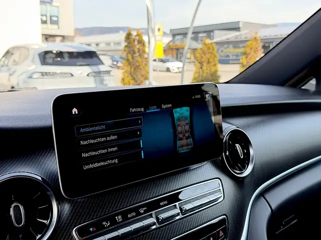 Mercedes-Benz V 300 d Kombi 4MATIC lang Avantgarde Aut. AMG-Line AH... Ansicht 25