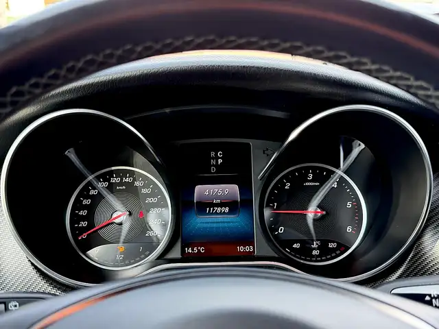 Mercedes-Benz V 300 d Kombi 4MATIC lang Avantgarde Aut. AMG-Line AH... Ansicht 19