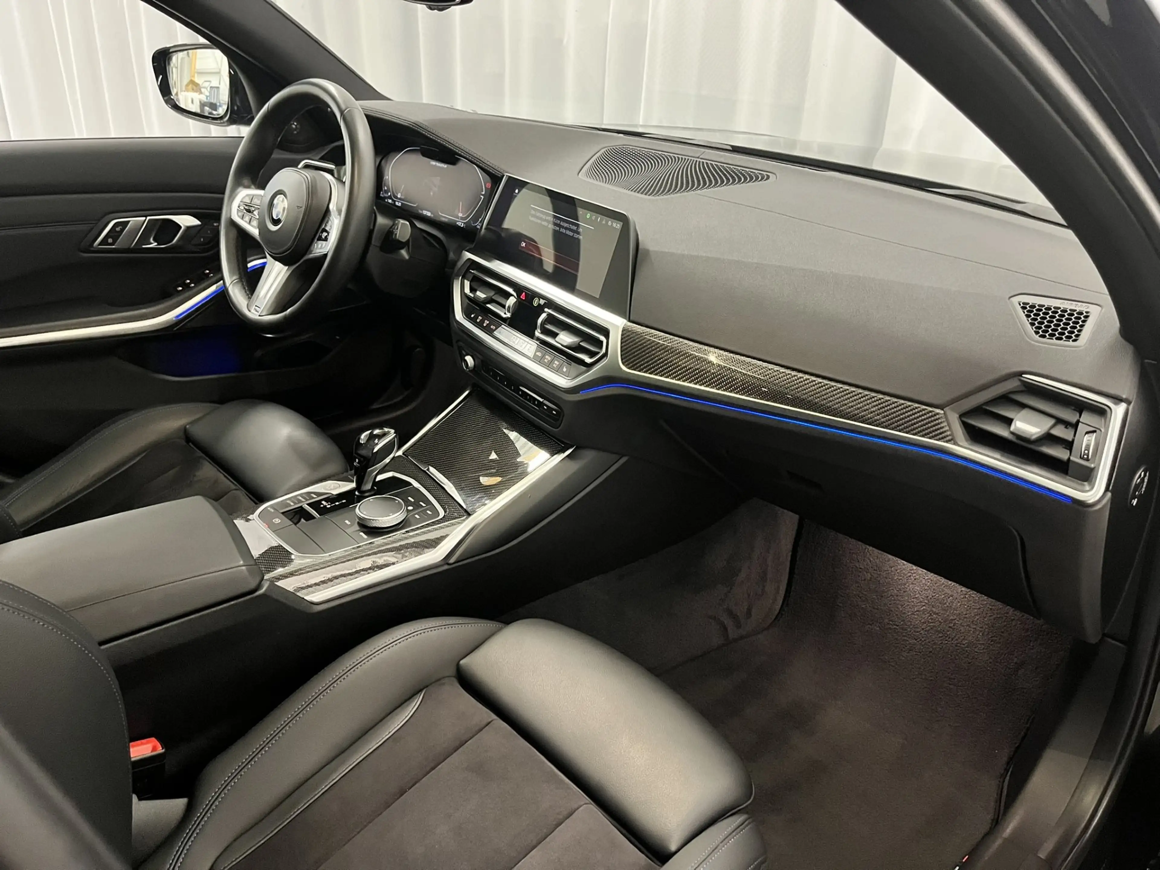 BMW 340 M340d xDrive *HUD / PANO / LASER / AHK* — photo 8