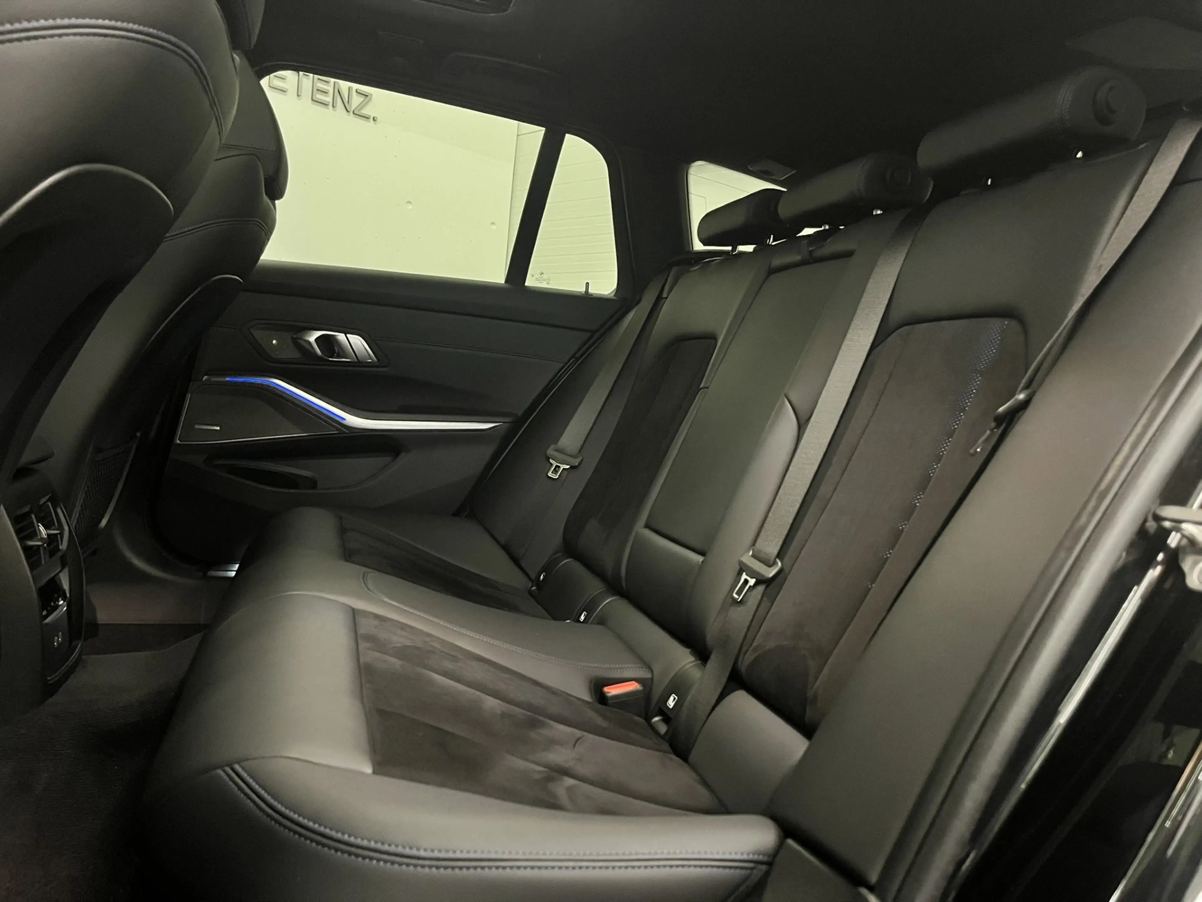 BMW 340 M340d xDrive *HUD / PANO / LASER / AHK* — photo 14