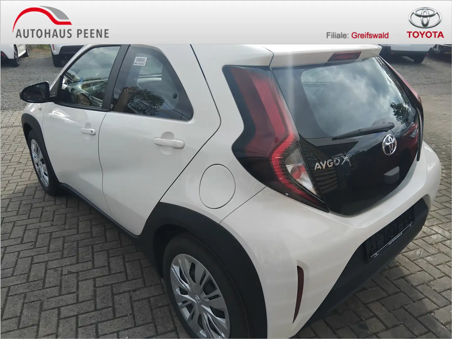Toyota Aygo X 1.0 Business Edition SHZ KAMERA ACC Blanc - 2