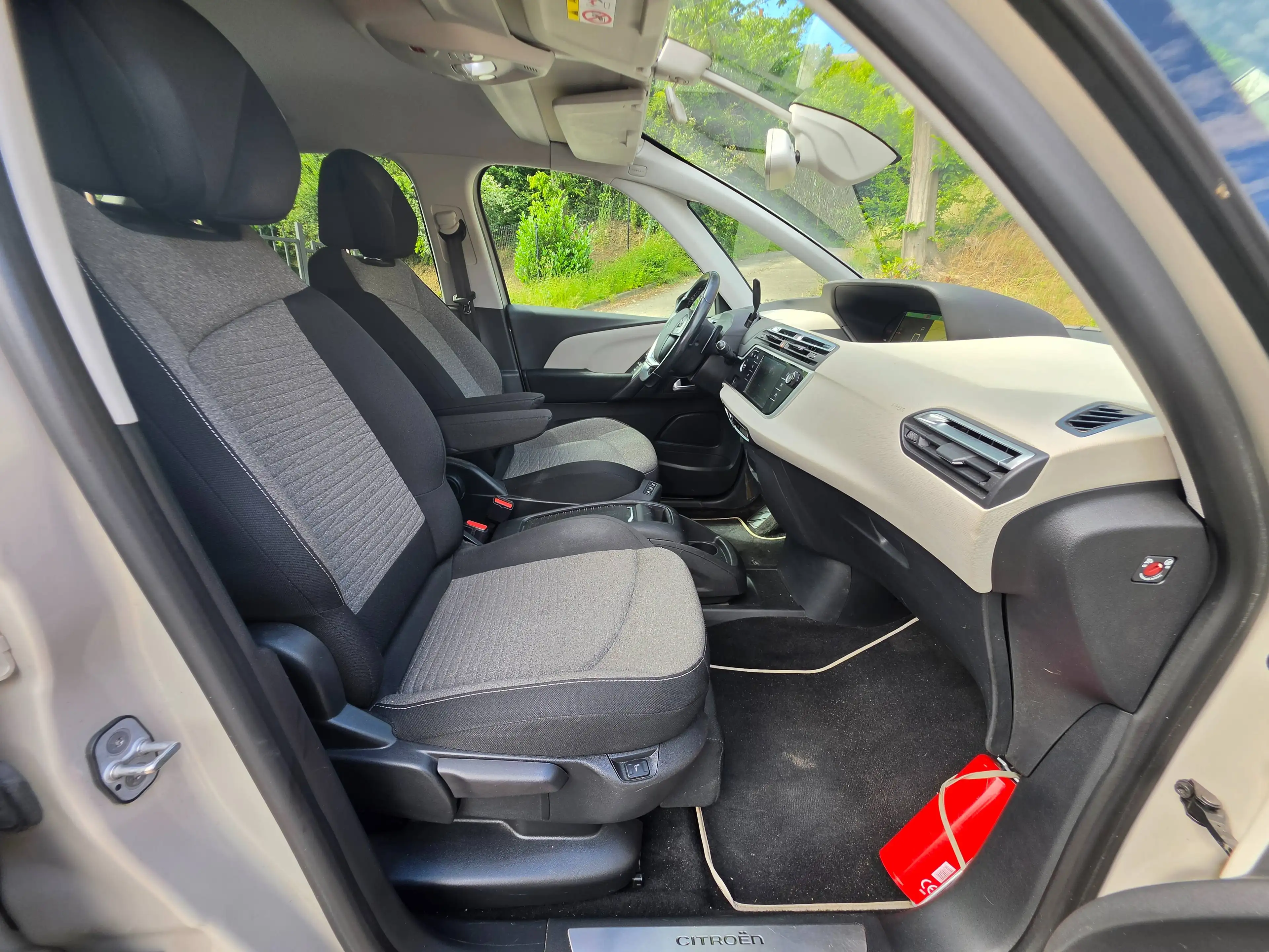 Citroen C4 Picasso B2B*MARCHAND* 1.6hdi*AUTOMATIC*CAMERA*Navi*Eu6 — photo 8