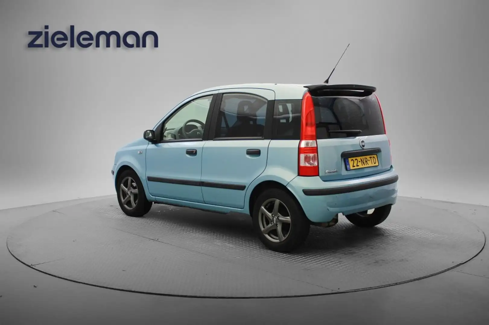 Fiat Panda 1.2 Dynamic Kék - 2