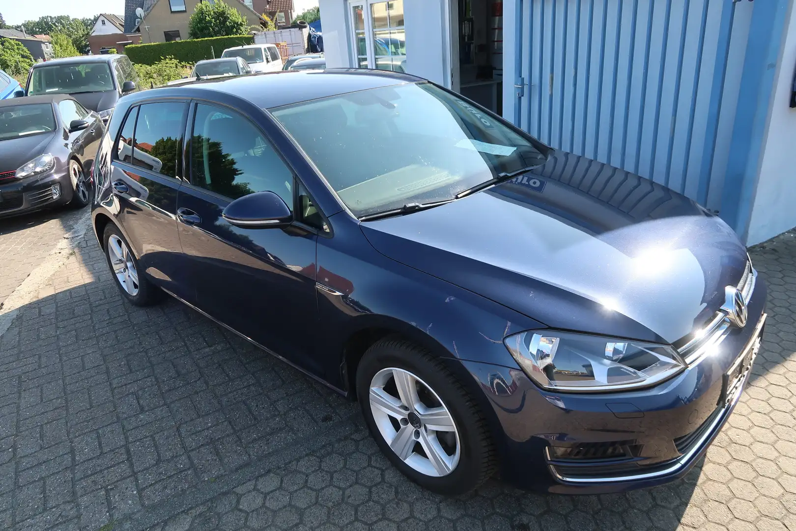 Volkswagen Golf 7 Lounge 1.6 TDi BMT Blau - 2