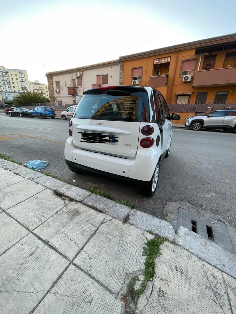 smart forTwo VENDO SMART COUPE’ MHD COME NUOVA Bianco - 1