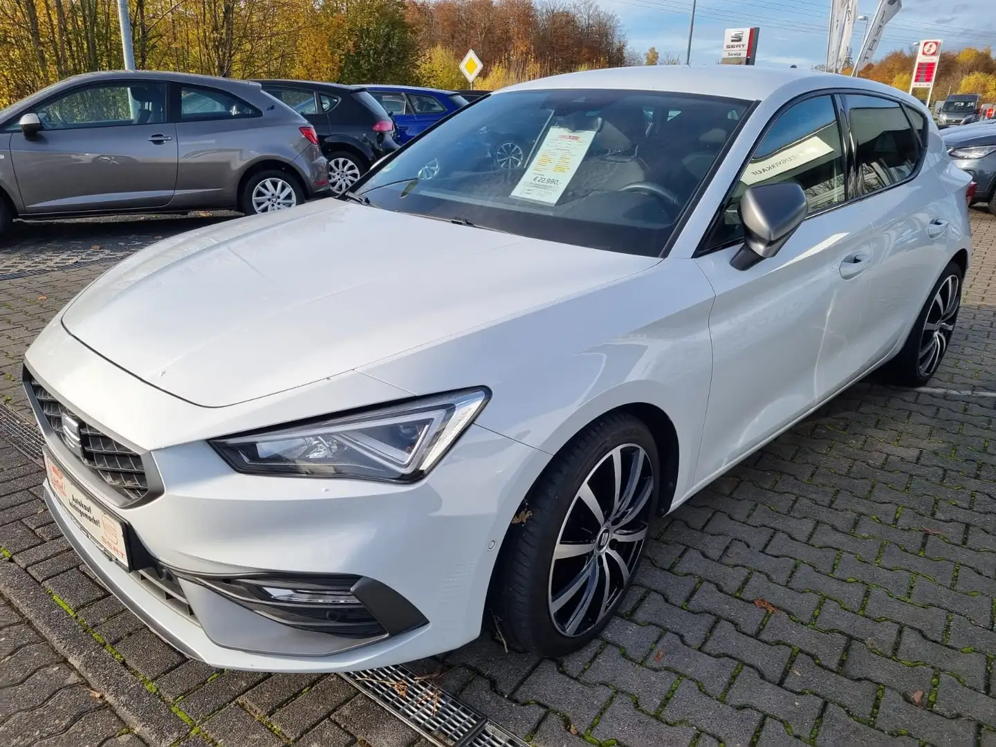 SEAT Leon FR Weiß - 1