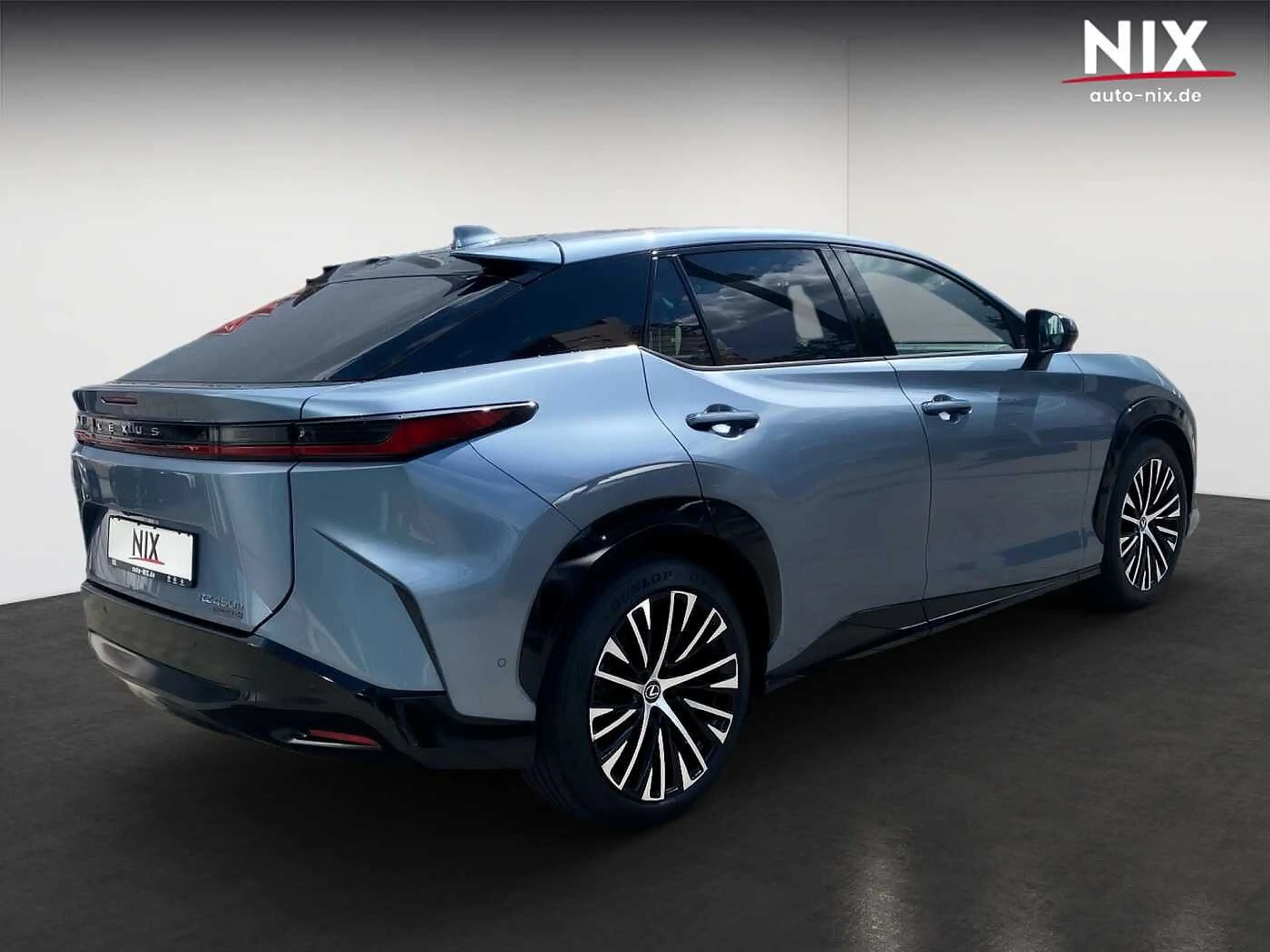 Lexus RZ 450e Luxury SHZ ALARMANLAGE — photo 4