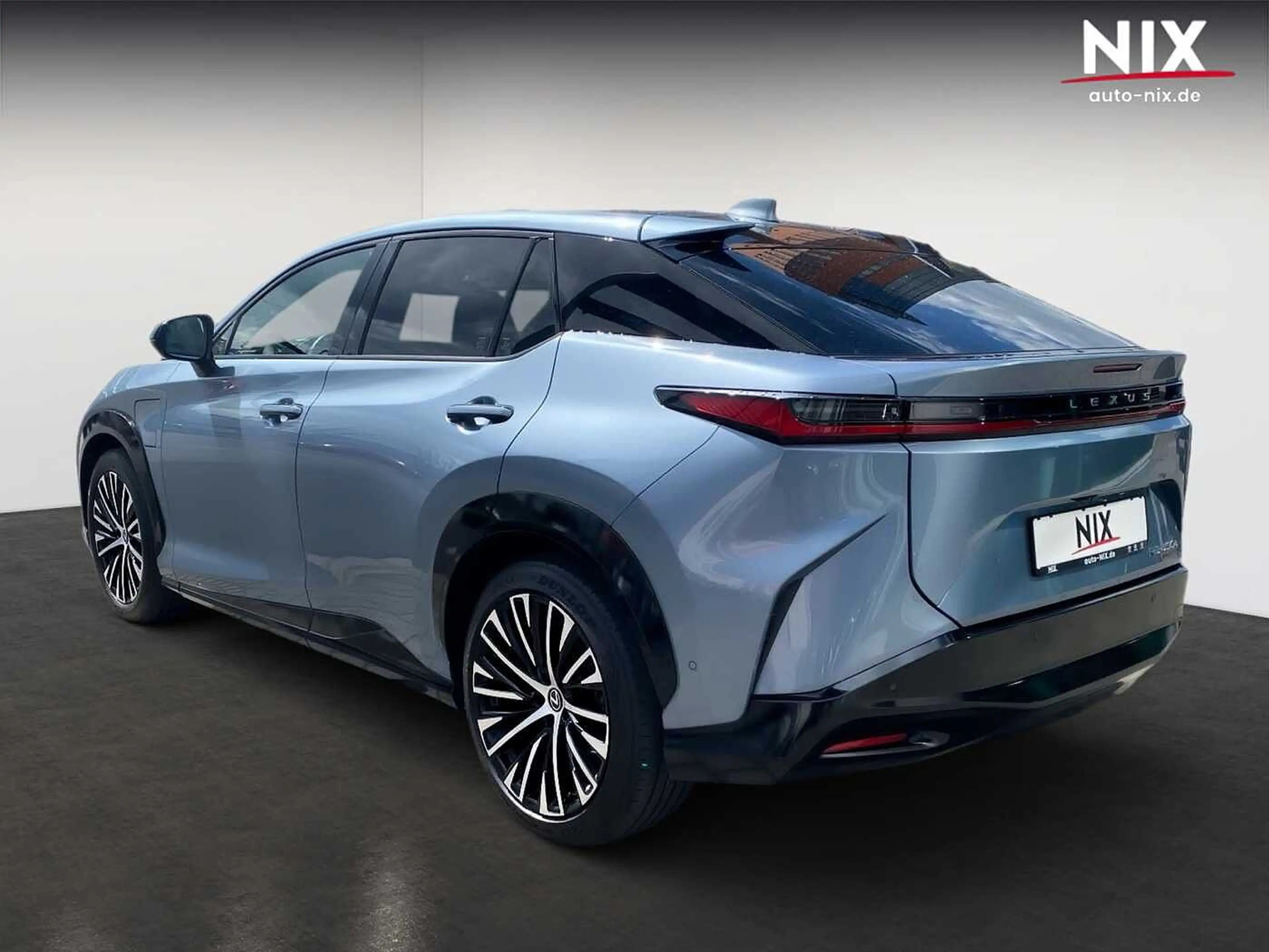 Lexus RZ 450e Luxury SHZ ALARMANLAGE — photo 5