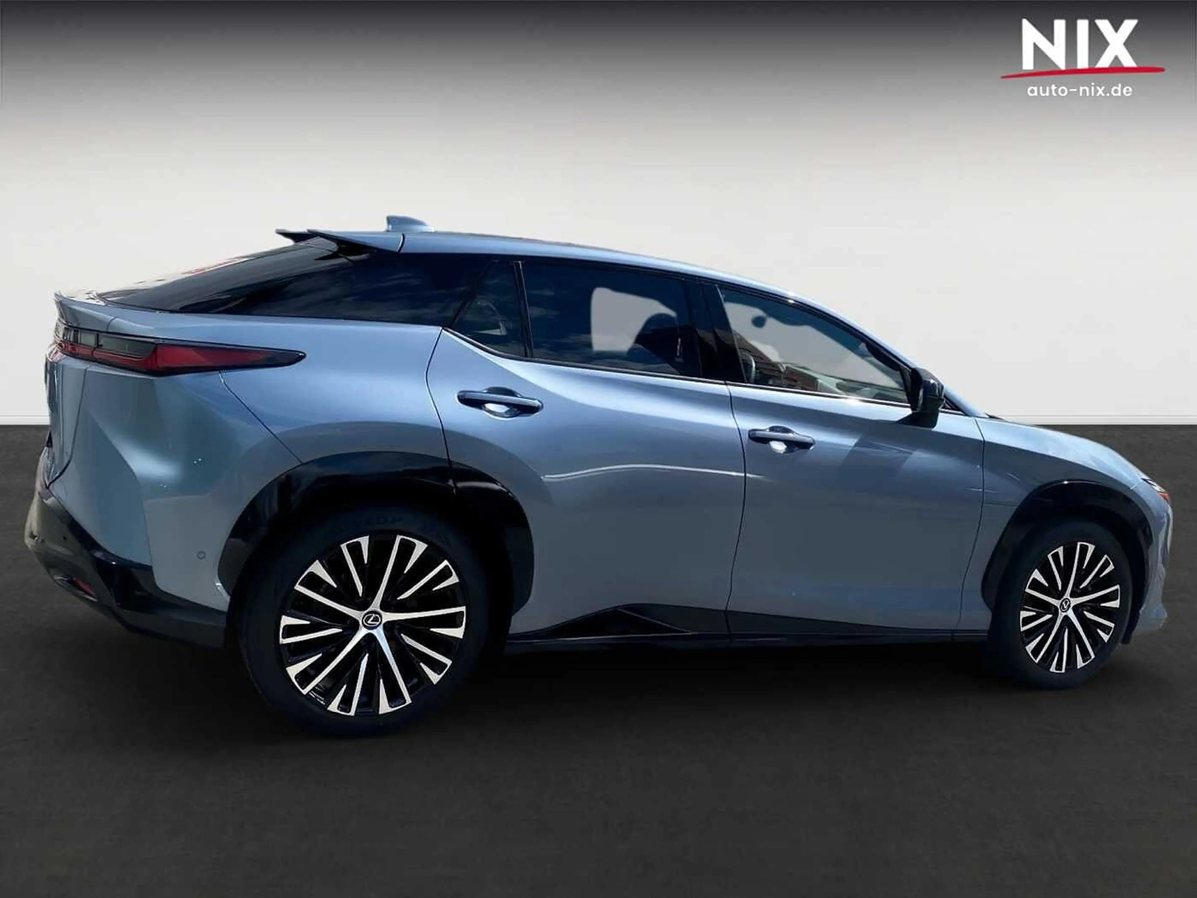 Lexus RZ 450e Luxury SHZ ALARMANLAGE — photo 3