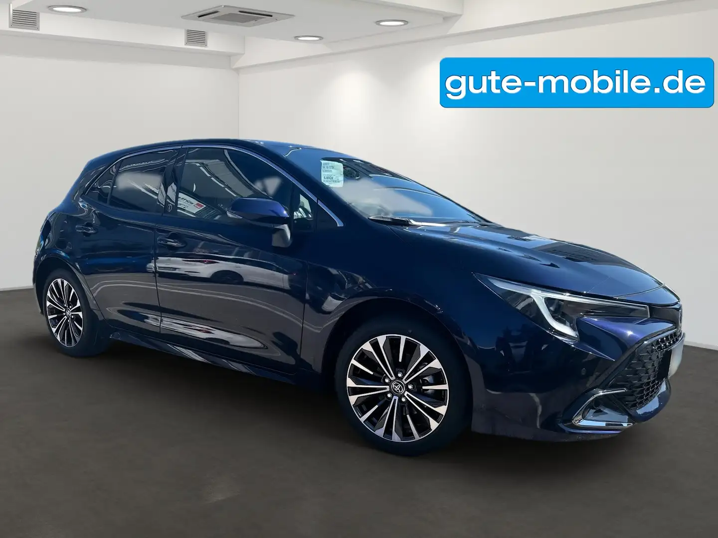 Toyota Corolla 1,8 l-5-Türer Hybrid Team D+ Technik, Paket Blauw - 2