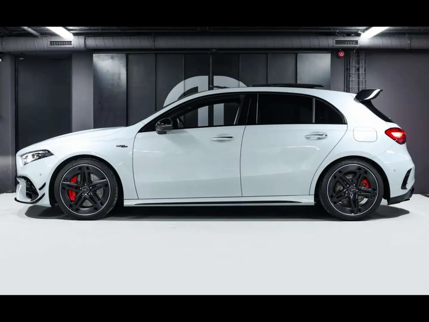Mercedes-Benz A 45 AMG S 4M+ (FACELIFT)AERONIGHT IIPERF SITZEPREMIUM+ Blanc - 2