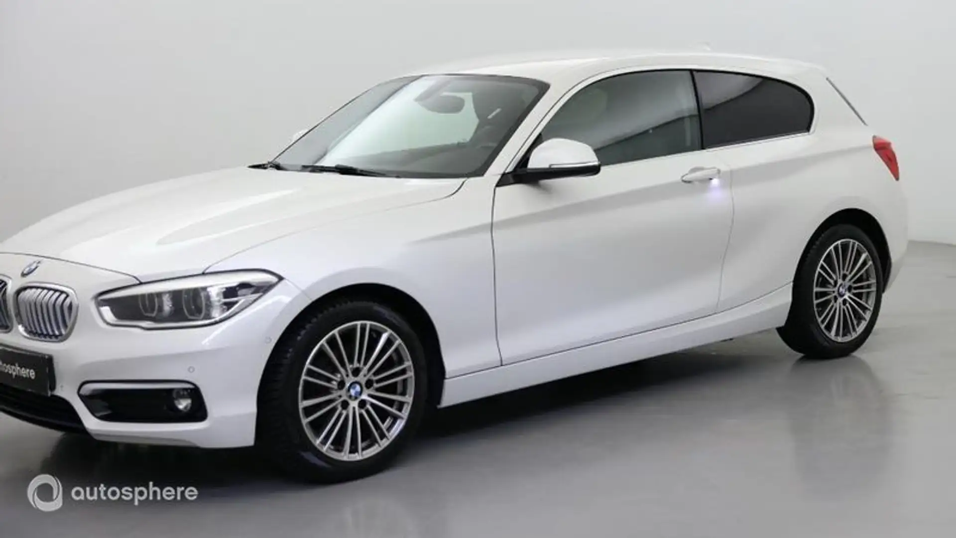 BMW 114 114d 95ch UrbanChic 3p - 1