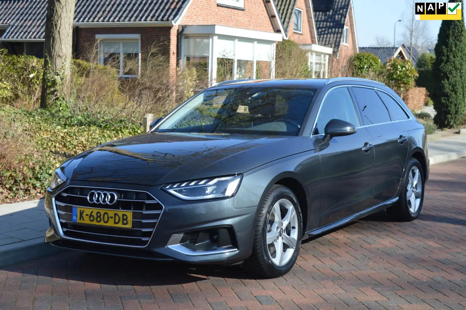 Audi A4 Avant 35 TFSI Business 1ste eig/Org NL/NAP Gris - 1
