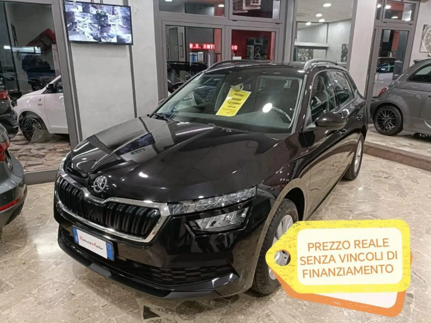Skoda Kamiq 1.0 tsi Ambition 115cv Blauw - 1