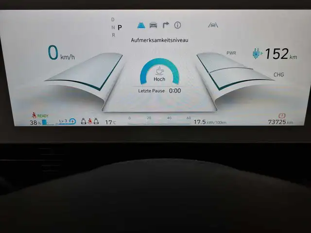 Hyundai Ioniq view 11