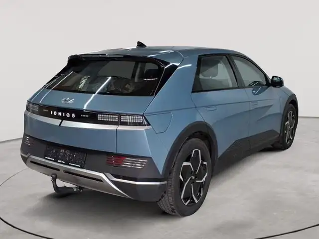 Hyundai Ioniq view 4