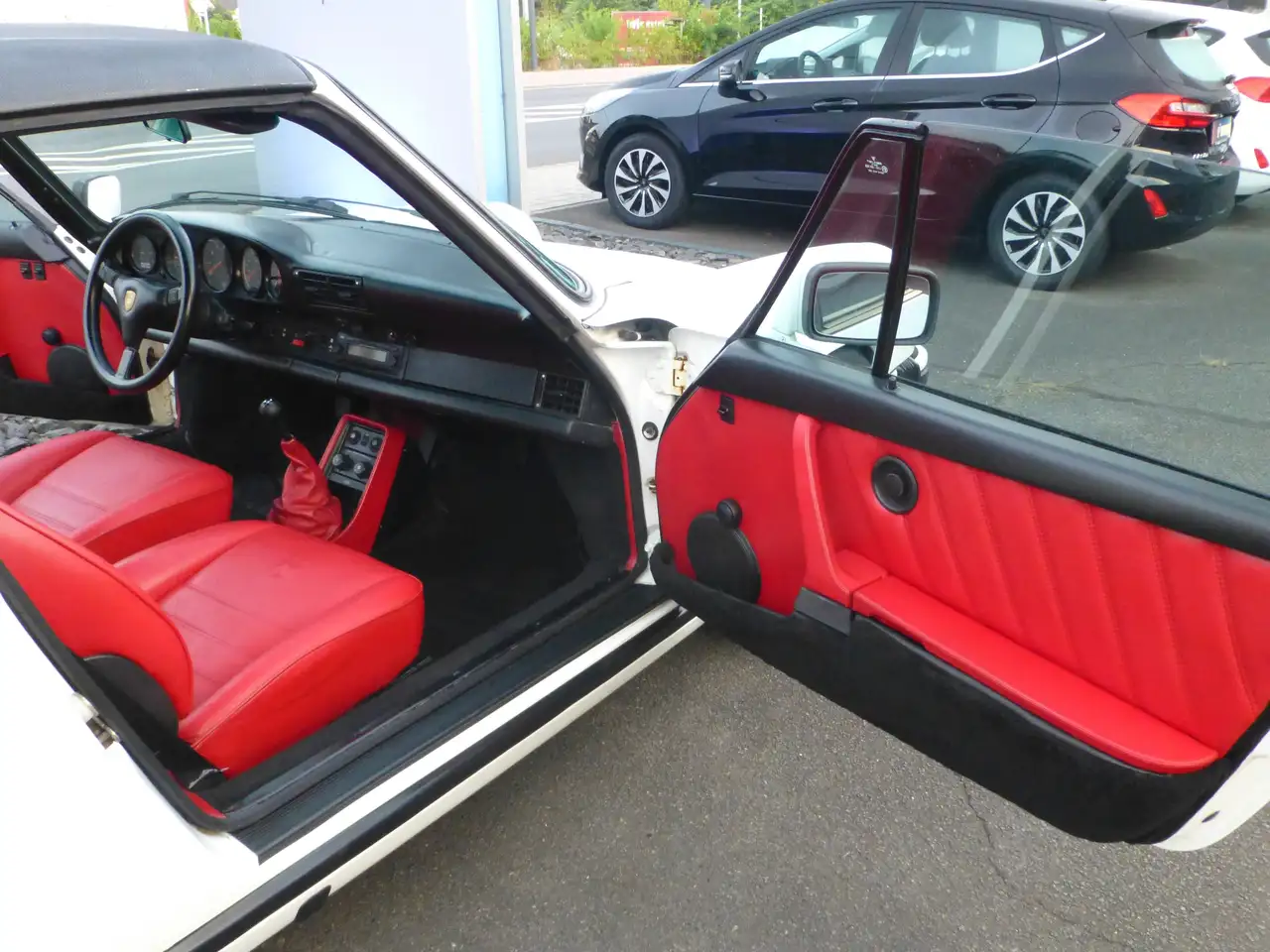 Porsche 911 Carrera 3,2 Targa, foto 12