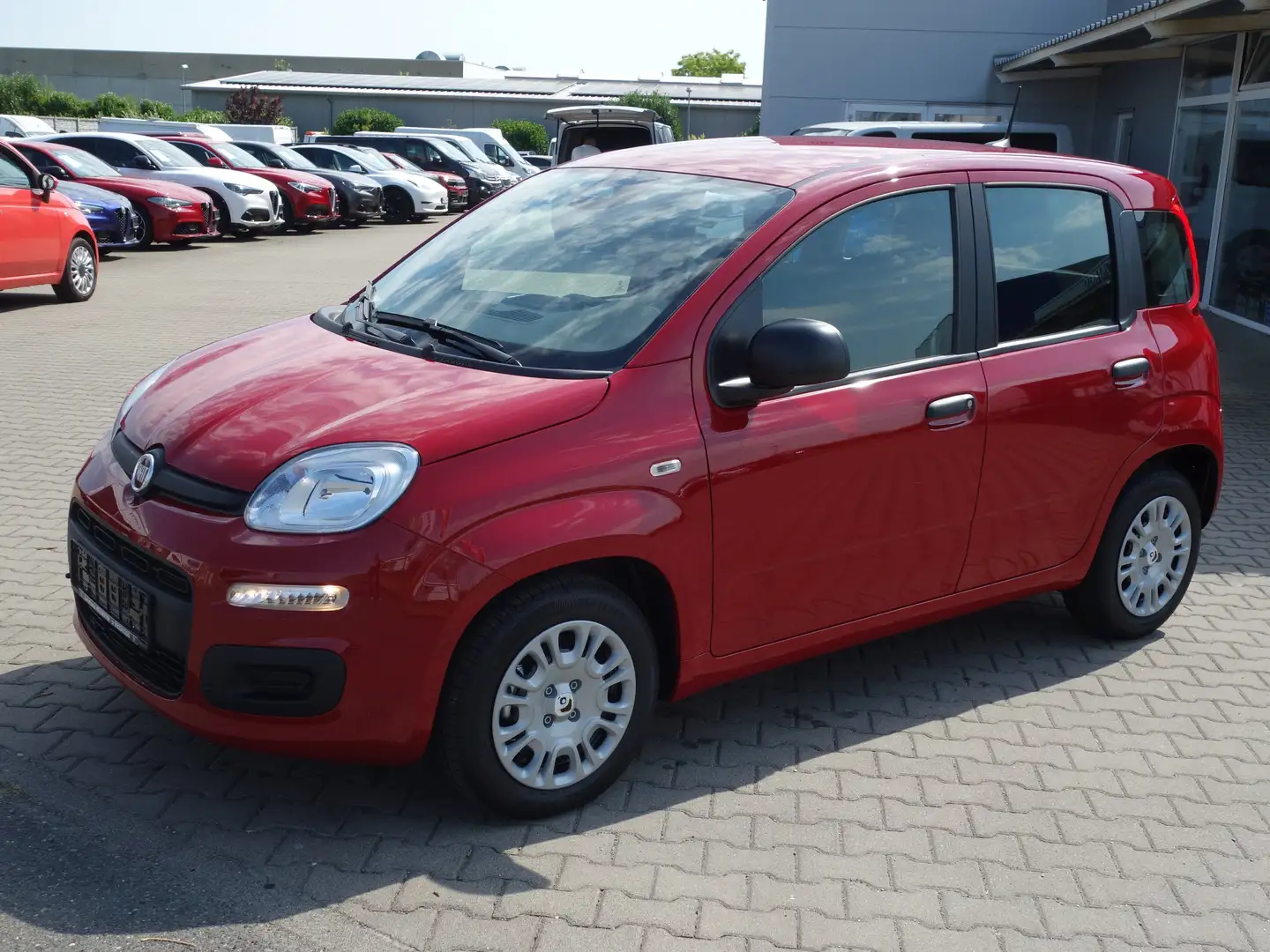 Fiat Panda 1.0 GSE Hybrid *Radio 7"/Bluetooth/DAB/ESP/PDC* Rot - 1