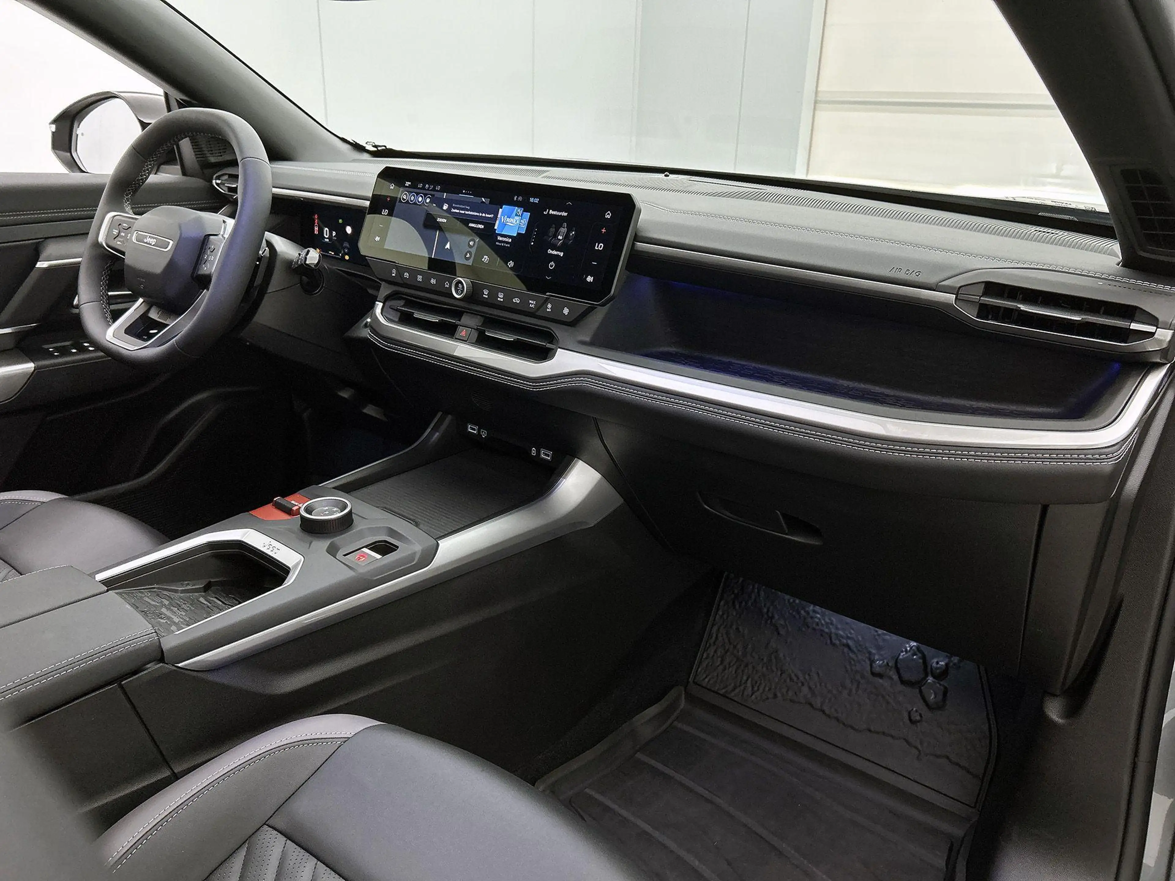 Jeep Compass 1.2 145pk e-Hybrid Firs Edition Automaat | Schuif- — photo 12
