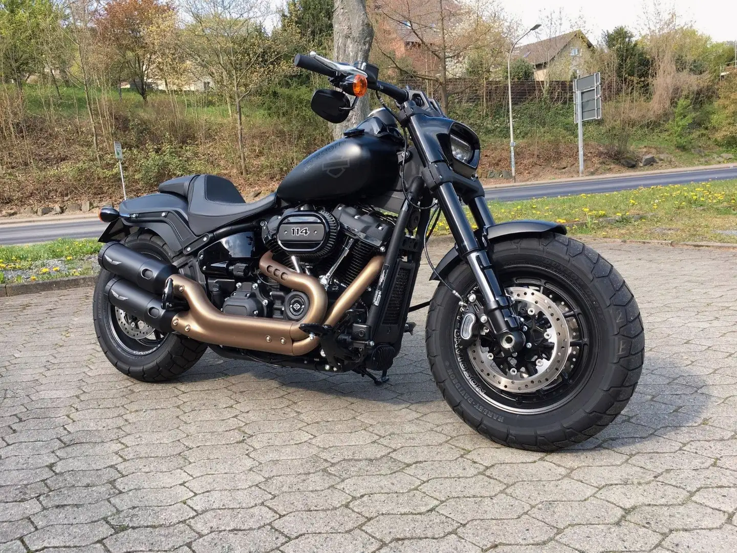 Harley-Davidson Fat Bob 114 Siyah - 1